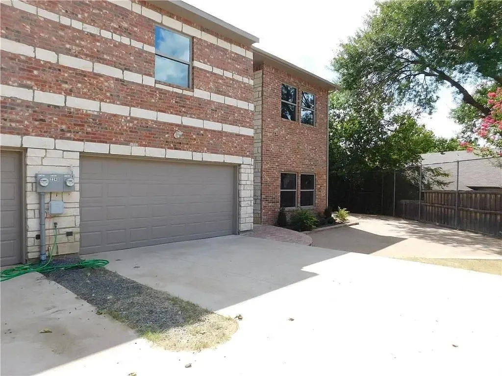 Duplex For Sale in Dallas County , 2240 Jackson Circle B, Carrollton, Texas 75006, 4 Bedrooms, 4 Bathrooms, 2 Garage spaces, 0 Sqft, built in 2017, Price $499,000, mls#21272088, Real Estate Agent in Carrollton, Homes For Sale in Dallas county, Homes For Sale in Carrollton, Realtor in Carrollton Texas, Real Estate Brokerage Independent Realty Texas, Luminita Cordes Realtor