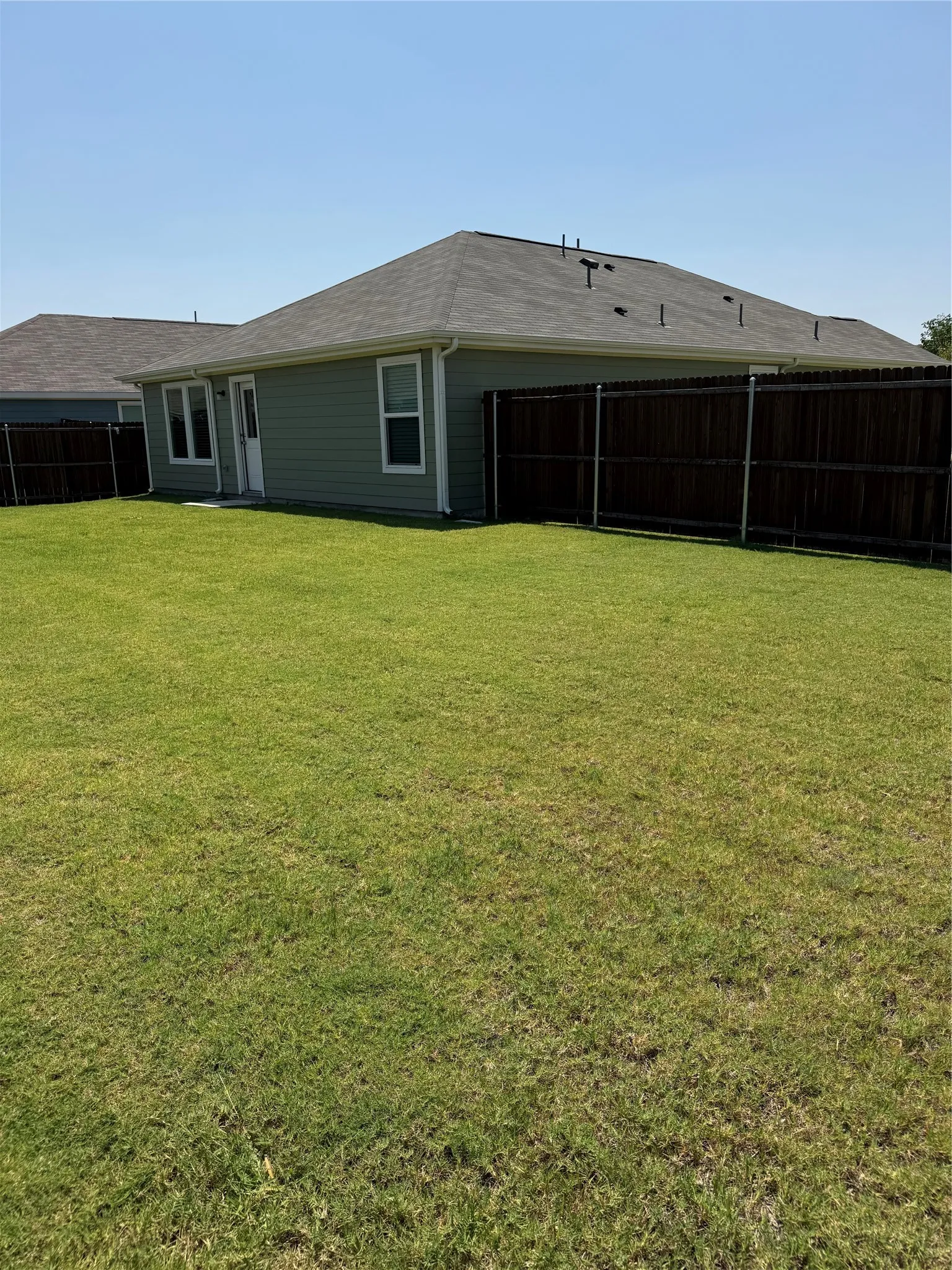 Single Family Residence For Rent in Collin County , 7728 Skier Drive, Mc Kinney, Texas 75071, 3 Bedroom, 2 Bathroom, 2 Garage spaces, 1,505 Sqft, built in 2024, mls#21267954, Real Estate Agent in Mc Kinney, Homes For Rent in Collin county, Homes For Rent in Mc Kinney, Realtor in Mc Kinney Texas, Real Estate Brokerage Independent Realty Texas, Luminita Cordes Realtor
