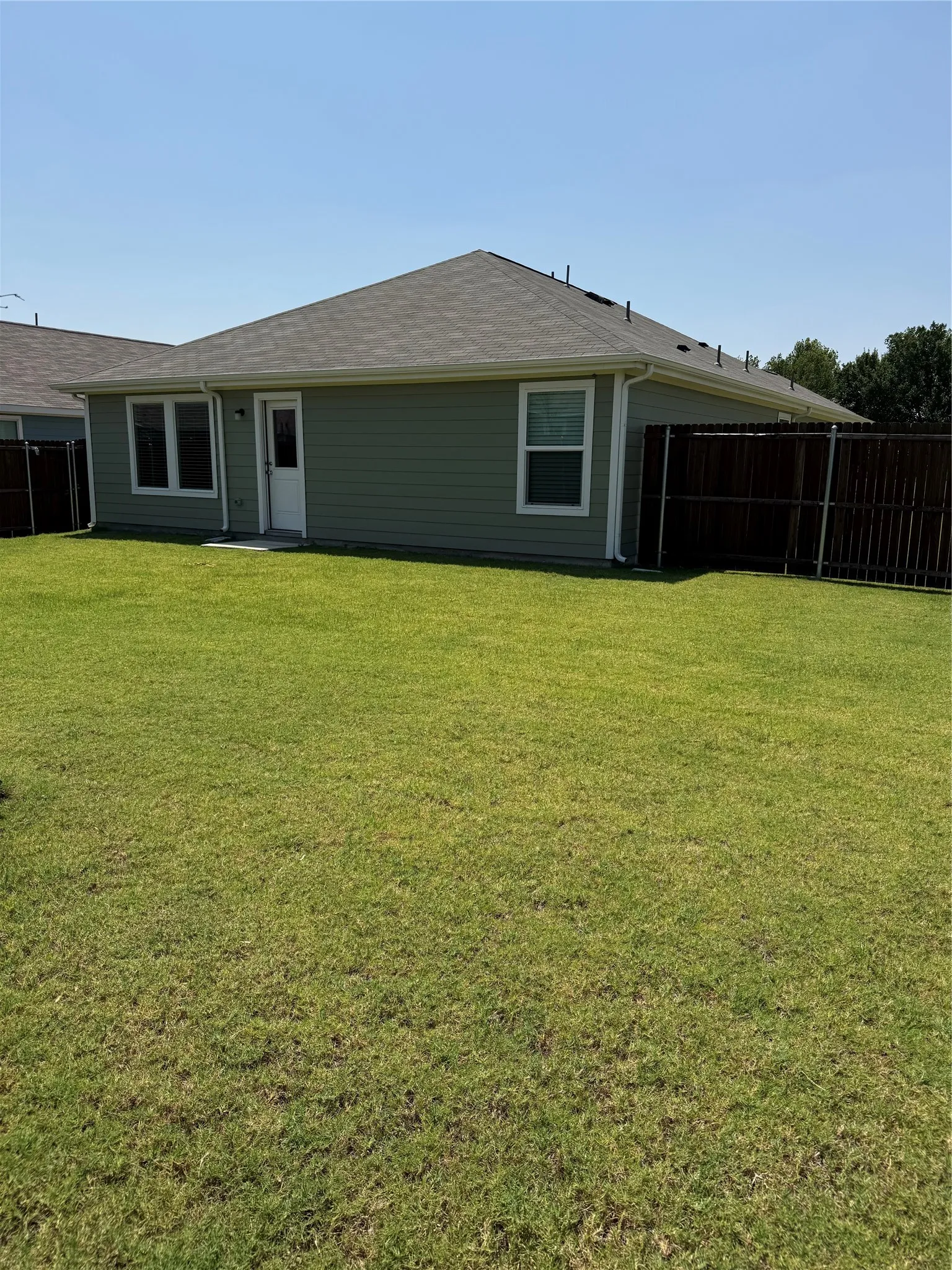 Single Family Residence For Rent in Collin County , 7728 Skier Drive, Mc Kinney, Texas 75071, 3 Bedroom, 2 Bathroom, 2 Garage spaces, 1,505 Sqft, built in 2024, mls#21267954, Real Estate Agent in Mc Kinney, Homes For Rent in Collin county, Homes For Rent in Mc Kinney, Realtor in Mc Kinney Texas, Real Estate Brokerage Independent Realty Texas, Luminita Cordes Realtor