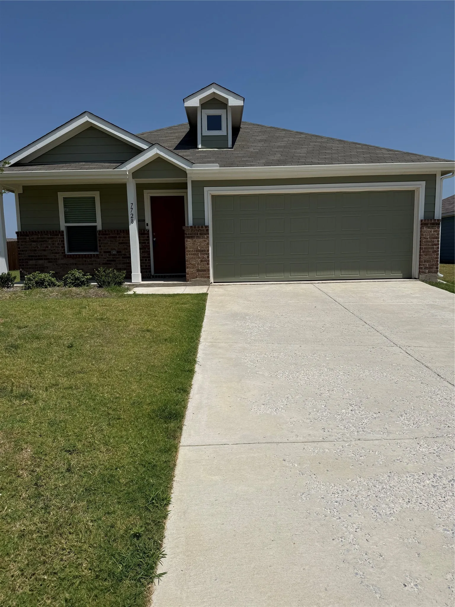 Single Family Residence For Rent in Collin County , 7728 Skier Drive, Mc Kinney, Texas 75071, 3 Bedroom, 2 Bathroom, 2 Garage spaces, 1,505 Sqft, built in 2024, mls#21267954, Real Estate Agent in Mc Kinney, Homes For Rent in Collin county, Homes For Rent in Mc Kinney, Realtor in Mc Kinney Texas, Real Estate Brokerage Independent Realty Texas, Luminita Cordes Realtor