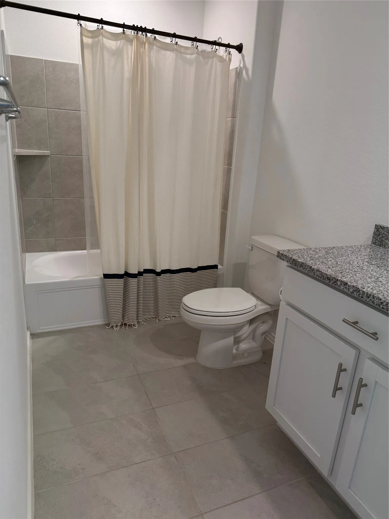 Single Family Residence For Rent in Collin County , 7728 Skier Drive, Mc Kinney, Texas 75071, 3 Bedroom, 2 Bathroom, 2 Garage spaces, 1,505 Sqft, built in 2024, mls#21267954, Real Estate Agent in Mc Kinney, Homes For Rent in Collin county, Homes For Rent in Mc Kinney, Realtor in Mc Kinney Texas, Real Estate Brokerage Independent Realty Texas, Luminita Cordes Realtor