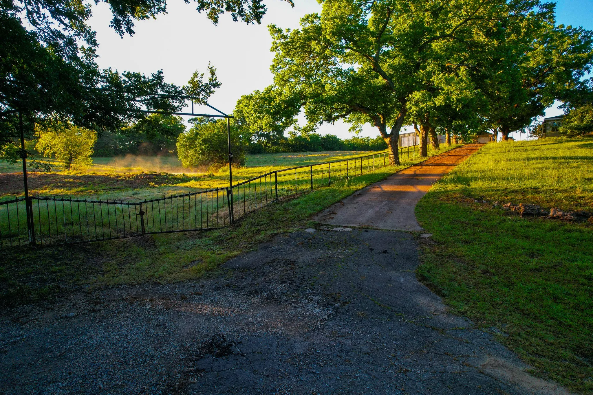 Ranch For Sale in Fannin County , 2000 County Road 2950, Dodd City, Texas 75438, 0, 0, Garage spaces, 0 Sqft, built in 0, mls#21272086, Real Estate Agent in Dodd City, Homes For Sale in Fannin county, Homes For Sale in Dodd City, Realtor in Dodd City Texas, Real Estate Brokerage Independent Realty Texas, Luminita Cordes Realtor