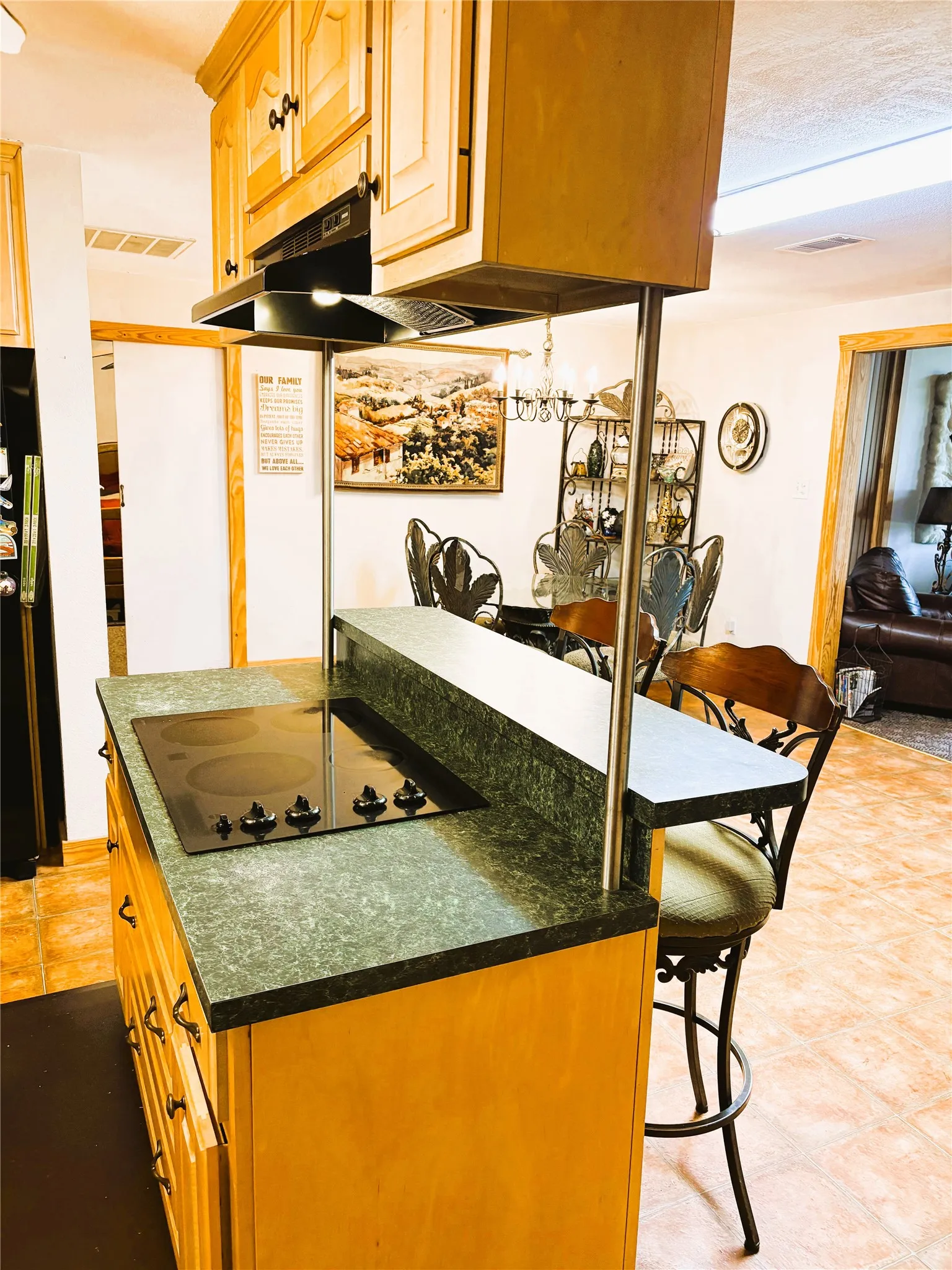 Single Family Residence For Sale in Bosque County , 270 County Road 1745, Clifton, Texas 76634, 2 Bedroom, 5 Bathroom, 2 Garage spaces, 1,852 Sqft, built in 1968, mls#21271935, Real Estate Agent in Clifton, Homes For Sale in Bosque county, Homes For Sale in Clifton, Realtor in Clifton Texas, Real Estate Brokerage Independent Realty Texas, Luminita Cordes Realtor