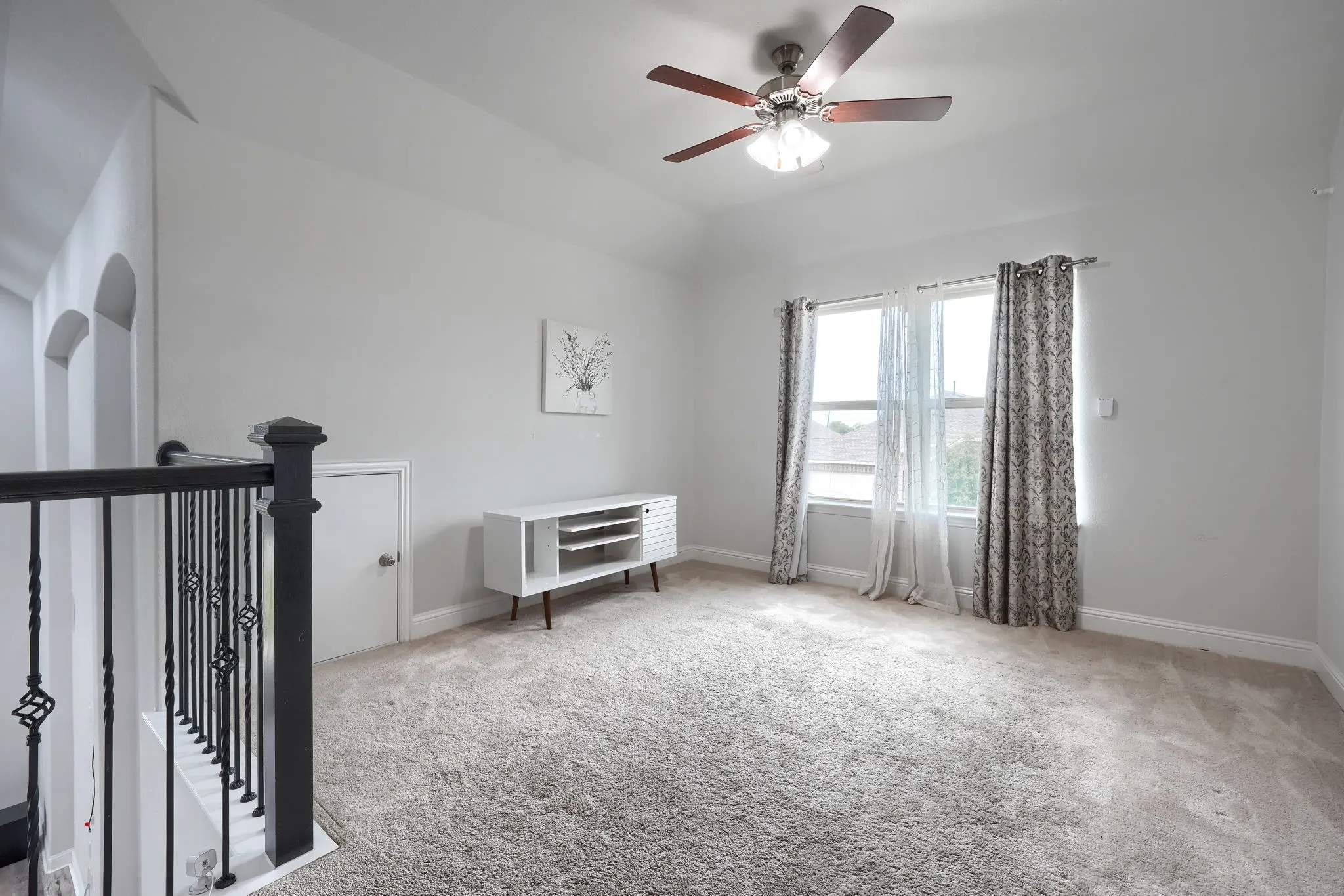 Single Family Residence For Sale in Denton County , 6226 Hightower Street, Celina, Texas 76227, 5 Bedroom, 4 Bathroom, 2 Garage spaces, 3,213 Sqft, built in 2020, mls#21272135, Real Estate Agent in Celina, Homes For Sale in Denton county, Homes For Sale in Celina, Realtor in Celina Texas, Real Estate Brokerage Independent Realty Texas, Luminita Cordes Realtor