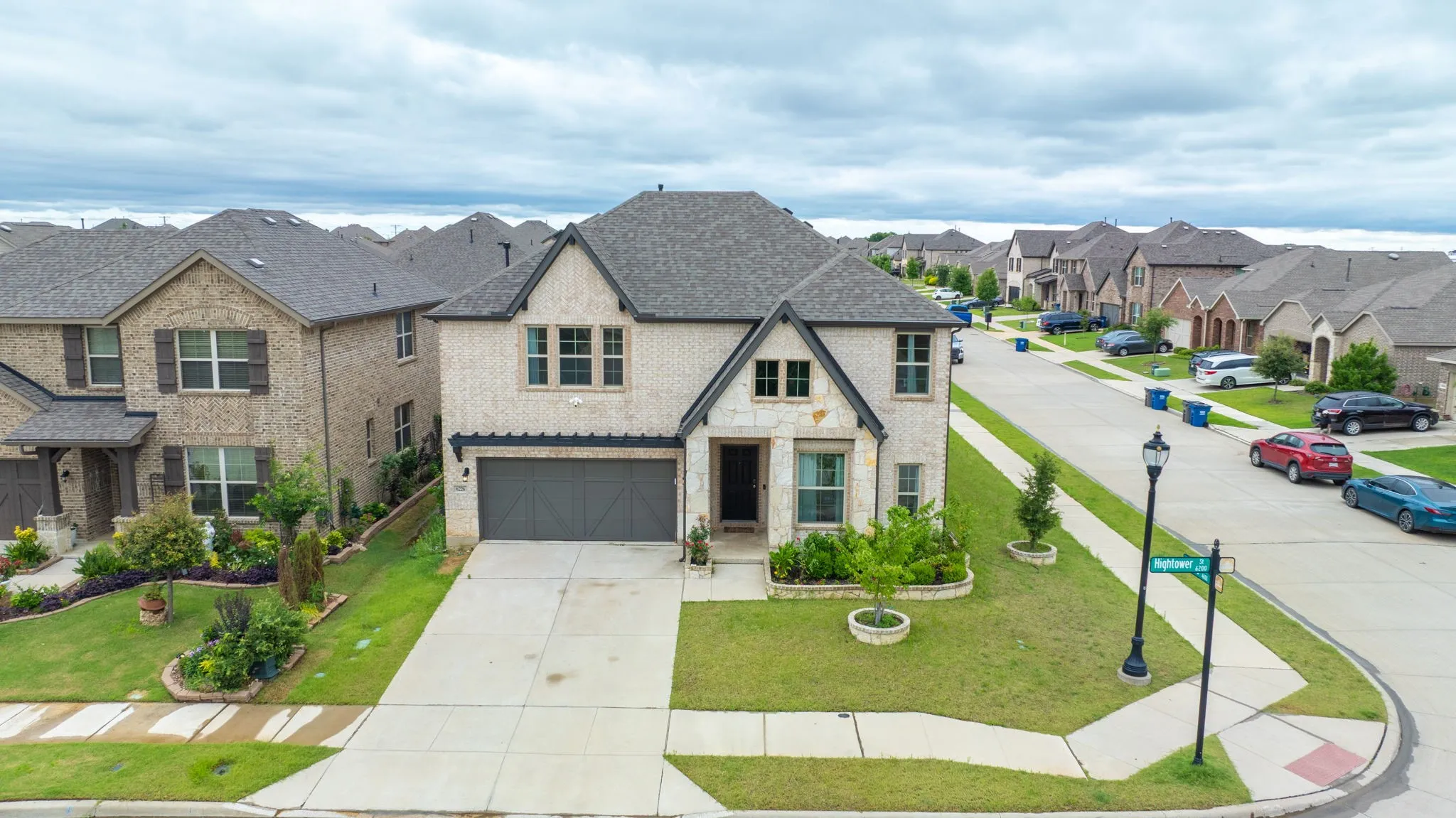 Single Family Residence For Sale in Denton County , 6226 Hightower Street, Celina, Texas 76227, 5 Bedroom, 4 Bathroom, 2 Garage spaces, 3,213 Sqft, built in 2020, mls#21272135, Real Estate Agent in Celina, Homes For Sale in Denton county, Homes For Sale in Celina, Realtor in Celina Texas, Real Estate Brokerage Independent Realty Texas, Luminita Cordes Realtor