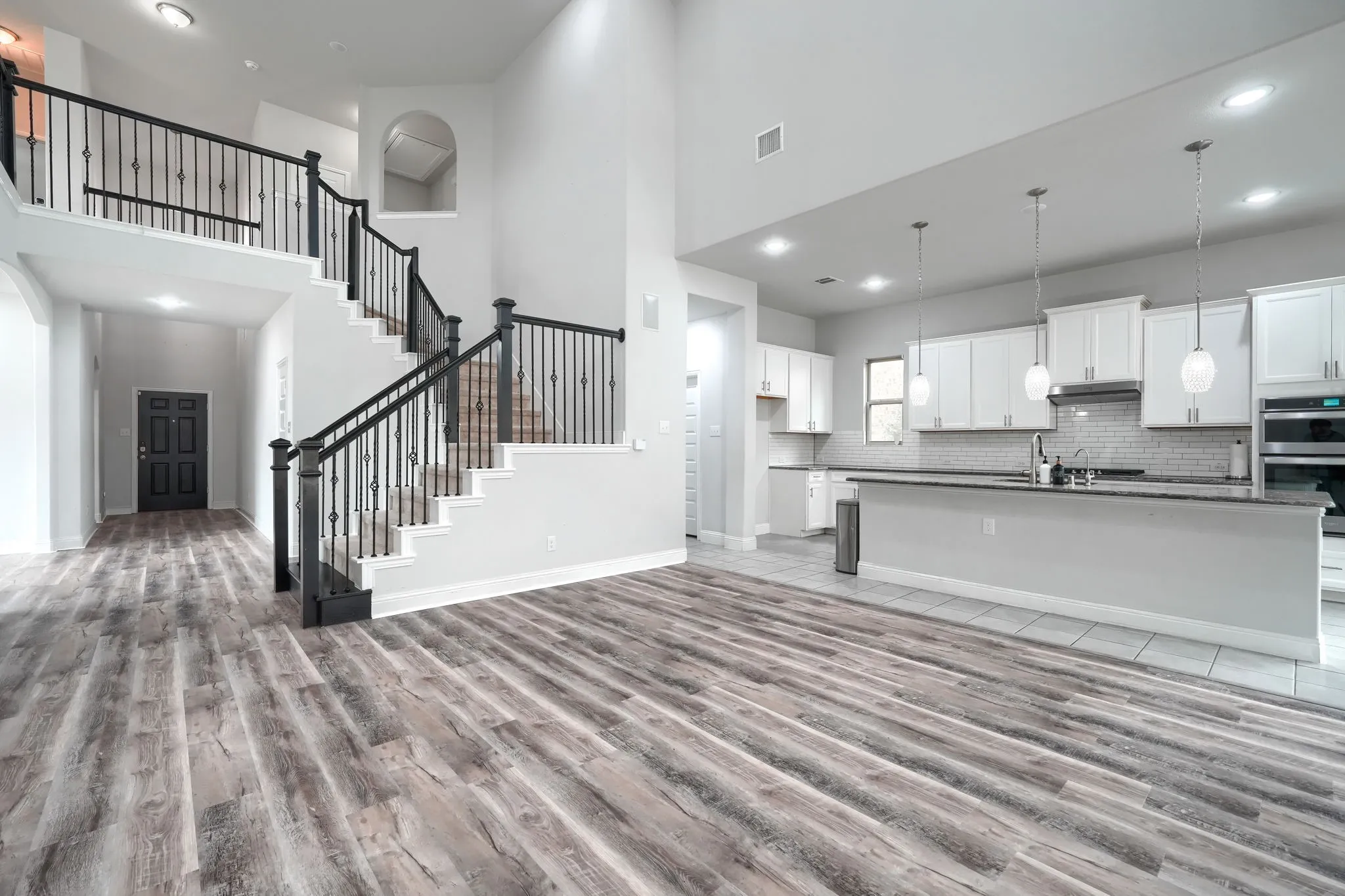 Single Family Residence For Sale in Denton County , 6226 Hightower Street, Celina, Texas 76227, 5 Bedroom, 4 Bathroom, 2 Garage spaces, 3,213 Sqft, built in 2020, mls#21272135, Real Estate Agent in Celina, Homes For Sale in Denton county, Homes For Sale in Celina, Realtor in Celina Texas, Real Estate Brokerage Independent Realty Texas, Luminita Cordes Realtor