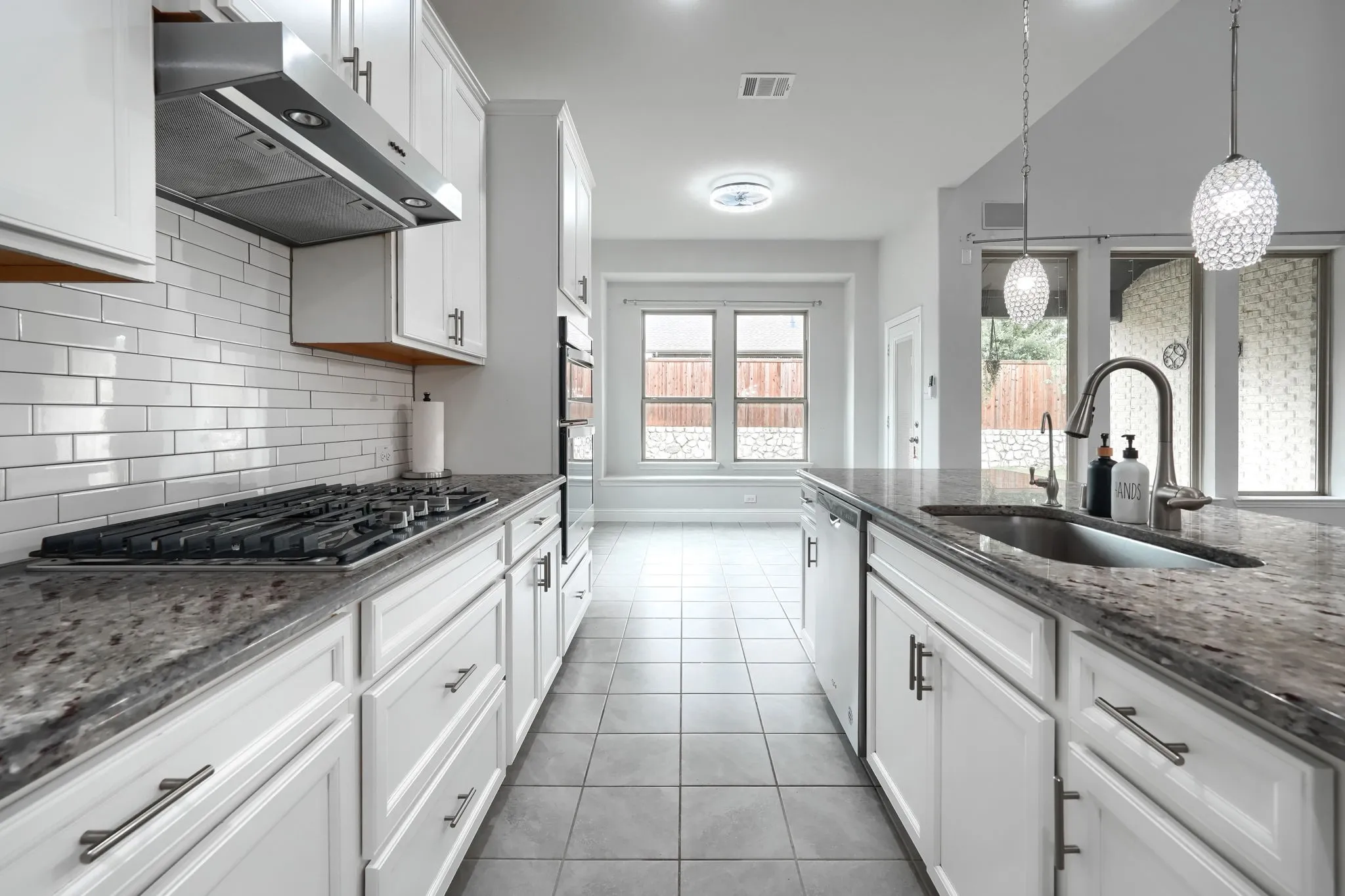 Single Family Residence For Sale in Denton County , 6226 Hightower Street, Celina, Texas 76227, 5 Bedroom, 4 Bathroom, 2 Garage spaces, 3,213 Sqft, built in 2020, mls#21272135, Real Estate Agent in Celina, Homes For Sale in Denton county, Homes For Sale in Celina, Realtor in Celina Texas, Real Estate Brokerage Independent Realty Texas, Luminita Cordes Realtor