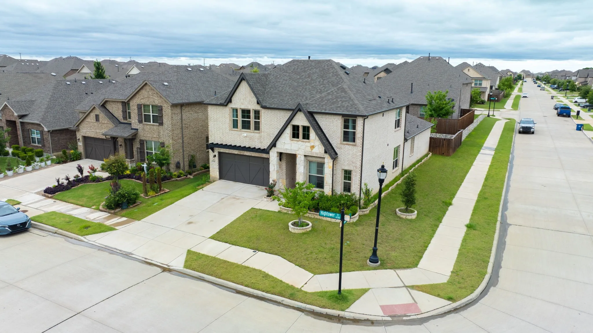 Single Family Residence For Sale in Denton County , 6226 Hightower Street, Celina, Texas 76227, 5 Bedroom, 4 Bathroom, 2 Garage spaces, 3,213 Sqft, built in 2020, mls#21272135, Real Estate Agent in Celina, Homes For Sale in Denton county, Homes For Sale in Celina, Realtor in Celina Texas, Real Estate Brokerage Independent Realty Texas, Luminita Cordes Realtor