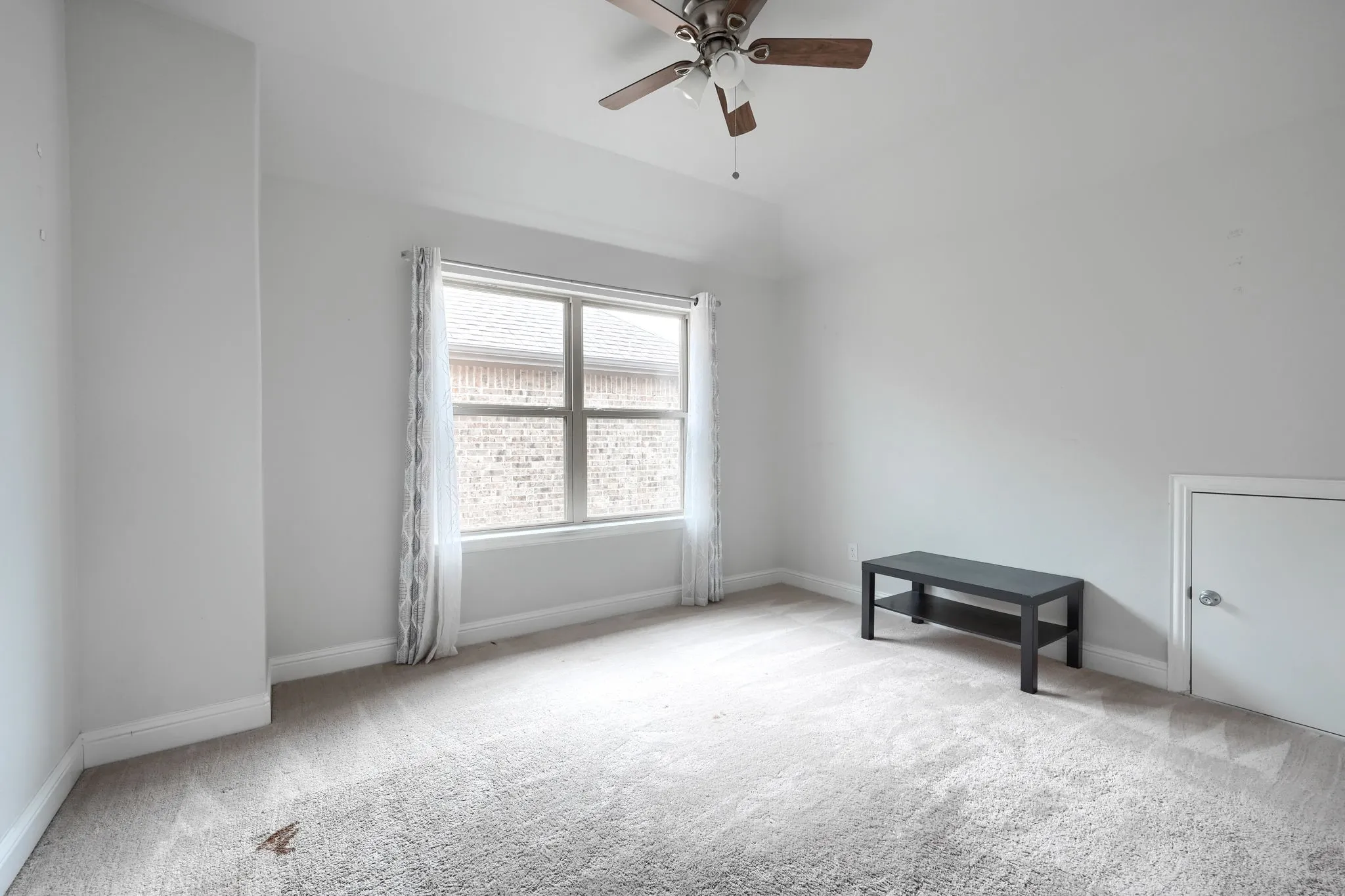 Single Family Residence For Sale in Denton County , 6226 Hightower Street, Celina, Texas 76227, 5 Bedroom, 4 Bathroom, 2 Garage spaces, 3,213 Sqft, built in 2020, mls#21272135, Real Estate Agent in Celina, Homes For Sale in Denton county, Homes For Sale in Celina, Realtor in Celina Texas, Real Estate Brokerage Independent Realty Texas, Luminita Cordes Realtor