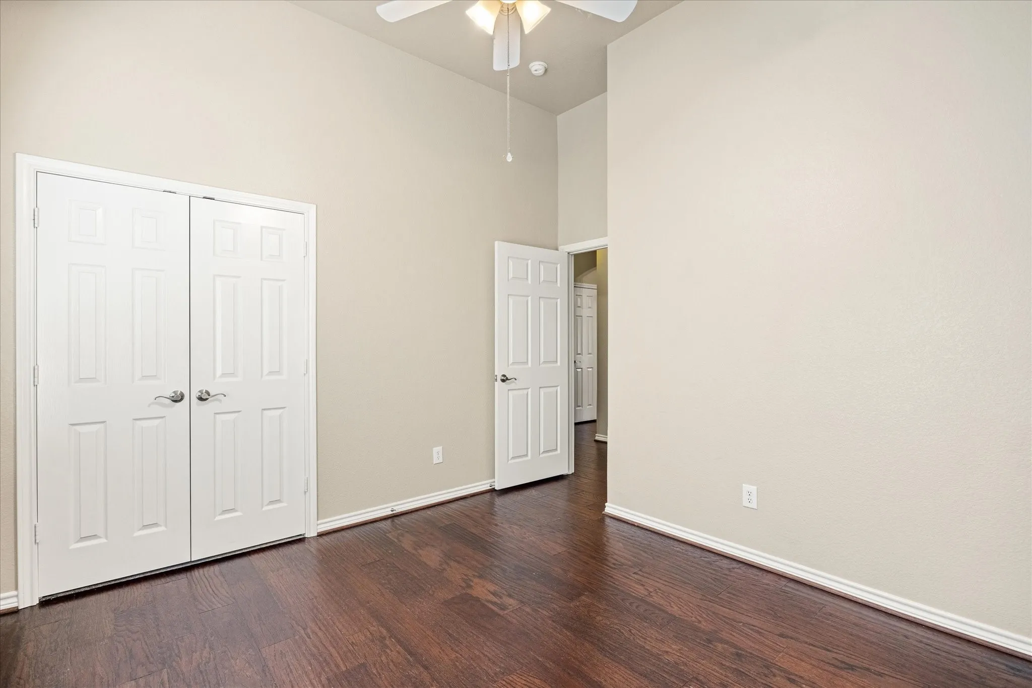 Single Family Residence For Rent in Tarrant County , 12245 Fairway Meadows Drive, Fort Worth, Texas 76179, 4 Bedroom, 3 Bathroom, 2 Garage spaces, 2,428 Sqft, built in 2005, mls#21272134, Real Estate Agent in Fort Worth, Homes For Rent in Tarrant county, Homes For Rent in Fort Worth, Realtor in Fort Worth Texas, Real Estate Brokerage Independent Realty Texas, Luminita Cordes Realtor