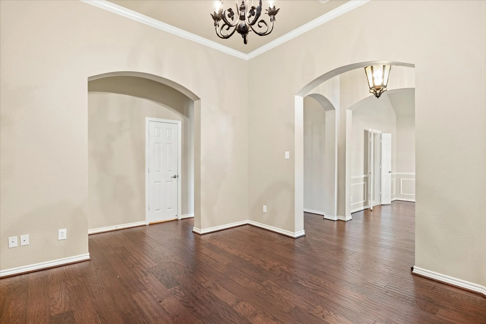 Single Family Residence For Rent in Tarrant County , 12245 Fairway Meadows Drive, Fort Worth, Texas 76179, 4 Bedroom, 3 Bathroom, 2 Garage spaces, 2,428 Sqft, built in 2005, mls#21272134, Real Estate Agent in Fort Worth, Homes For Rent in Tarrant county, Homes For Rent in Fort Worth, Realtor in Fort Worth Texas, Real Estate Brokerage Independent Realty Texas, Luminita Cordes Realtor