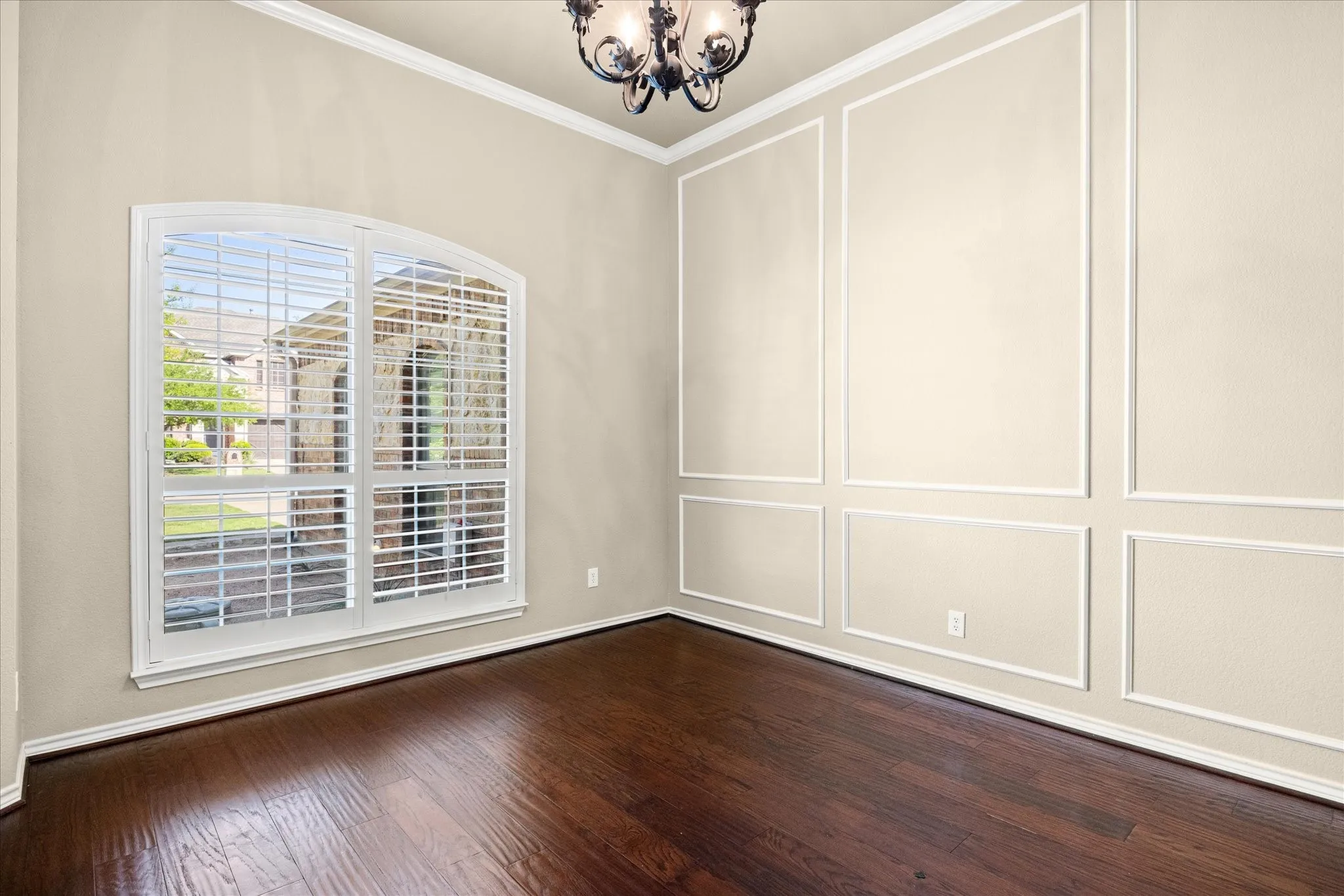 Single Family Residence For Rent in Tarrant County , 12245 Fairway Meadows Drive, Fort Worth, Texas 76179, 4 Bedroom, 3 Bathroom, 2 Garage spaces, 2,428 Sqft, built in 2005, mls#21272134, Real Estate Agent in Fort Worth, Homes For Rent in Tarrant county, Homes For Rent in Fort Worth, Realtor in Fort Worth Texas, Real Estate Brokerage Independent Realty Texas, Luminita Cordes Realtor