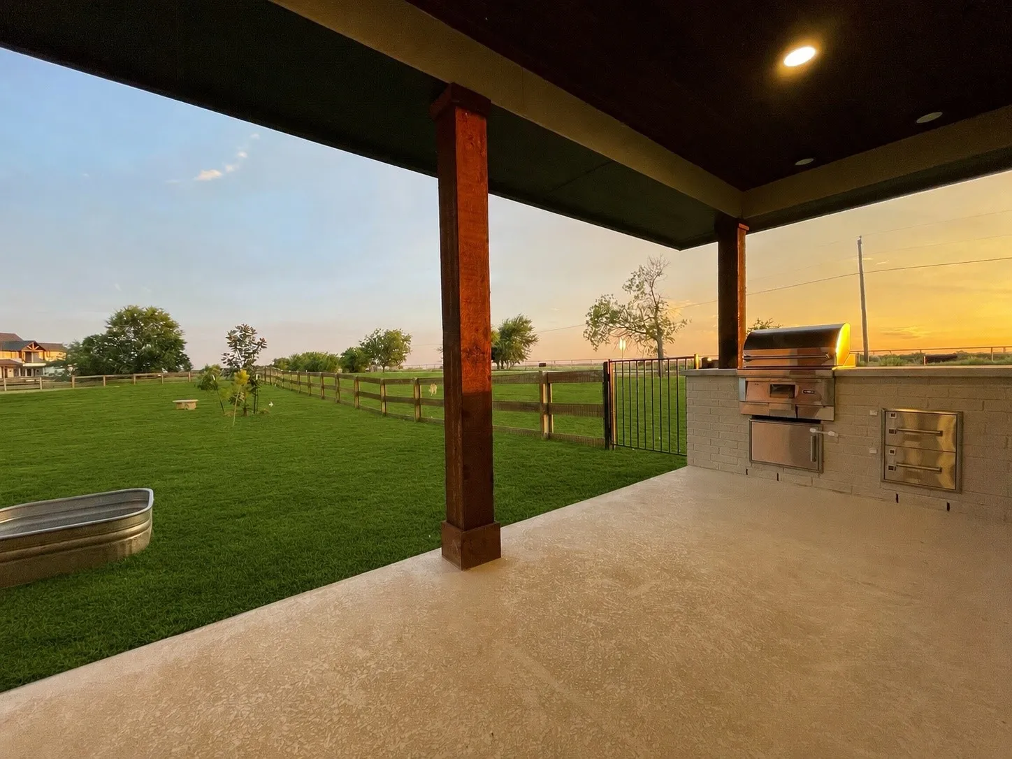 Single Family Residence For Sale in Denton County , 3417 Dovehill Drive, Northlake, Texas 76247, 5 Bedroom, 4 Bathroom, 3 Garage spaces, 3,465 Sqft, built in 2022, mls#21268536, Real Estate Agent in Northlake, Homes For Sale in Denton county, Homes For Sale in Northlake, Realtor in Northlake Texas, Real Estate Brokerage Independent Realty Texas, Luminita Cordes Realtor