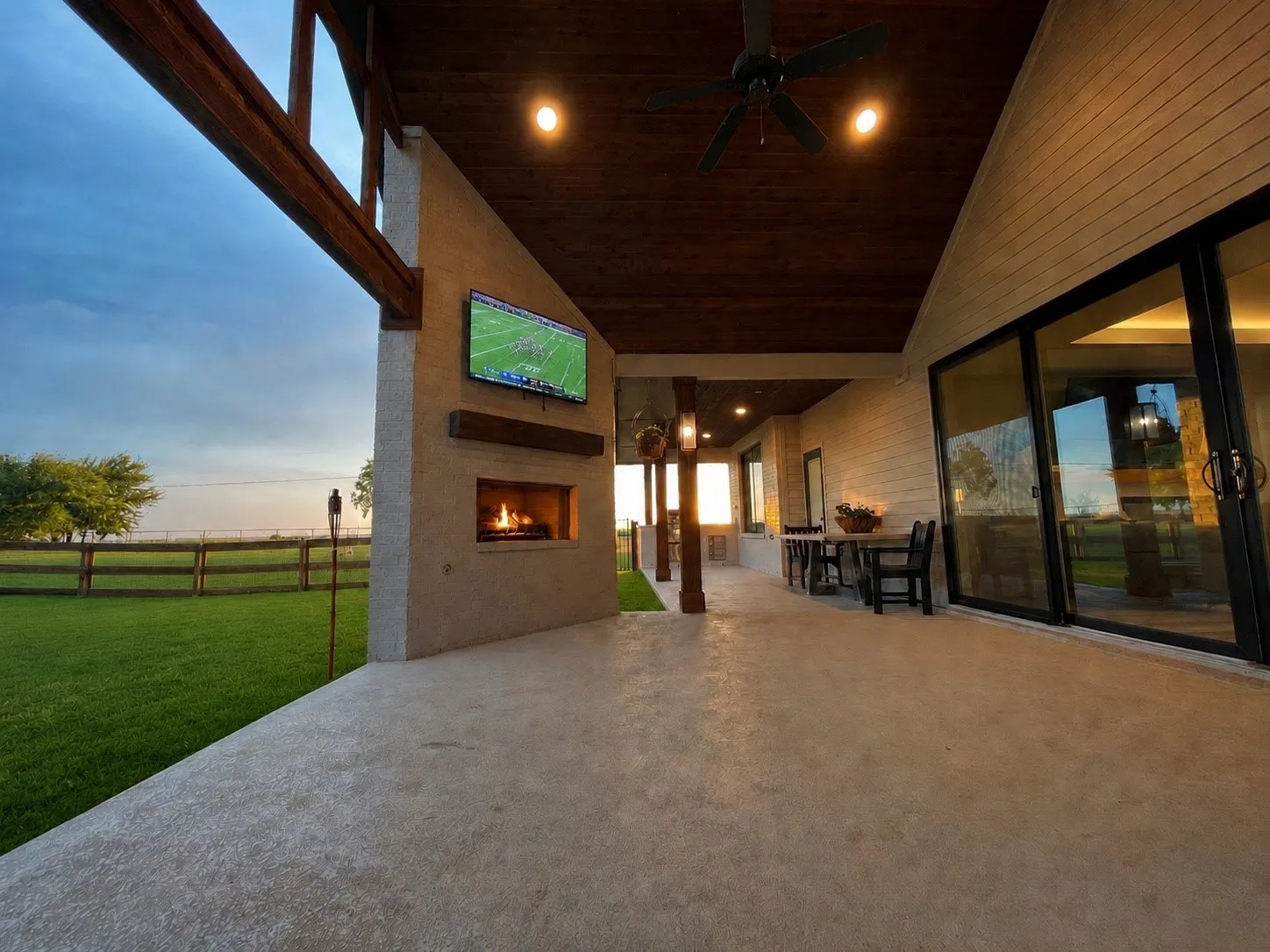 Single Family Residence For Sale in Denton County , 3417 Dovehill Drive, Northlake, Texas 76247, 5 Bedroom, 4 Bathroom, 3 Garage spaces, 3,465 Sqft, built in 2022, mls#21268536, Real Estate Agent in Northlake, Homes For Sale in Denton county, Homes For Sale in Northlake, Realtor in Northlake Texas, Real Estate Brokerage Independent Realty Texas, Luminita Cordes Realtor