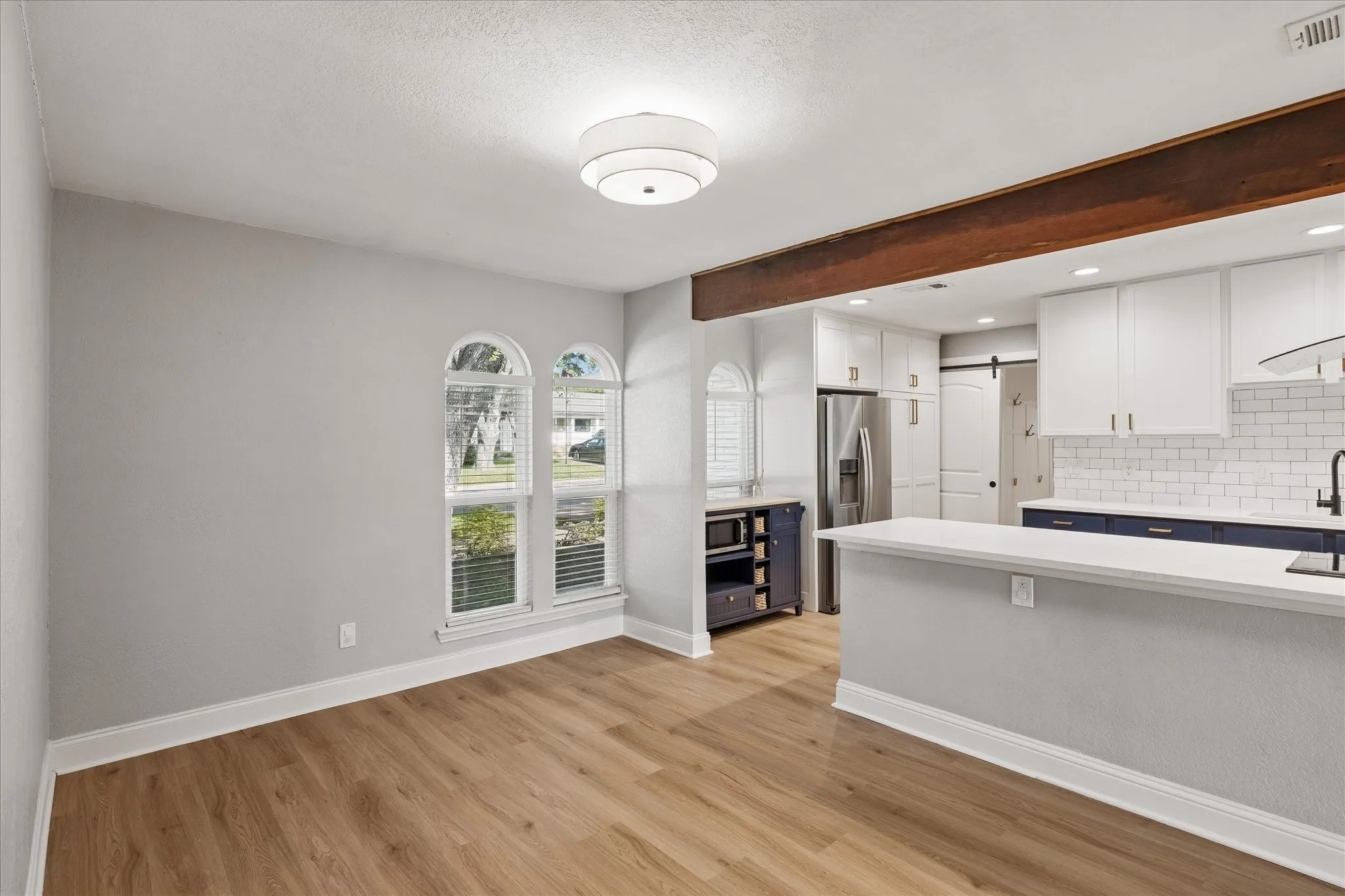 Single Family Residence For Sale in Dallas County , 15651 Terrace Lawn Circle, Dallas, Texas 75248, 4 Bedroom, 3 Bathroom, 2 Garage spaces, 2,159 Sqft, built in 1967, mls#21261962, Real Estate Agent in Dallas, Homes For Sale in Dallas county, Homes For Sale in Dallas, Realtor in Dallas Texas, Real Estate Brokerage Independent Realty Texas, Luminita Cordes Realtor