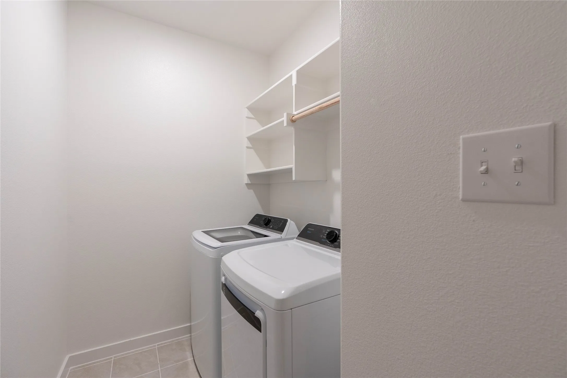 Single Family Residence For Rent in Collin County , 712 Melody Hill Drive, Princeton, Texas 75071, 4 Bedroom, 3 Bathroom, 1 Garage spaces, 2,040 Sqft, built in 2025, mls#21272148, Real Estate Agent in Princeton, Homes For Rent in Collin county, Homes For Rent in Princeton, Realtor in Princeton Texas, Real Estate Brokerage Independent Realty Texas, Luminita Cordes Realtor