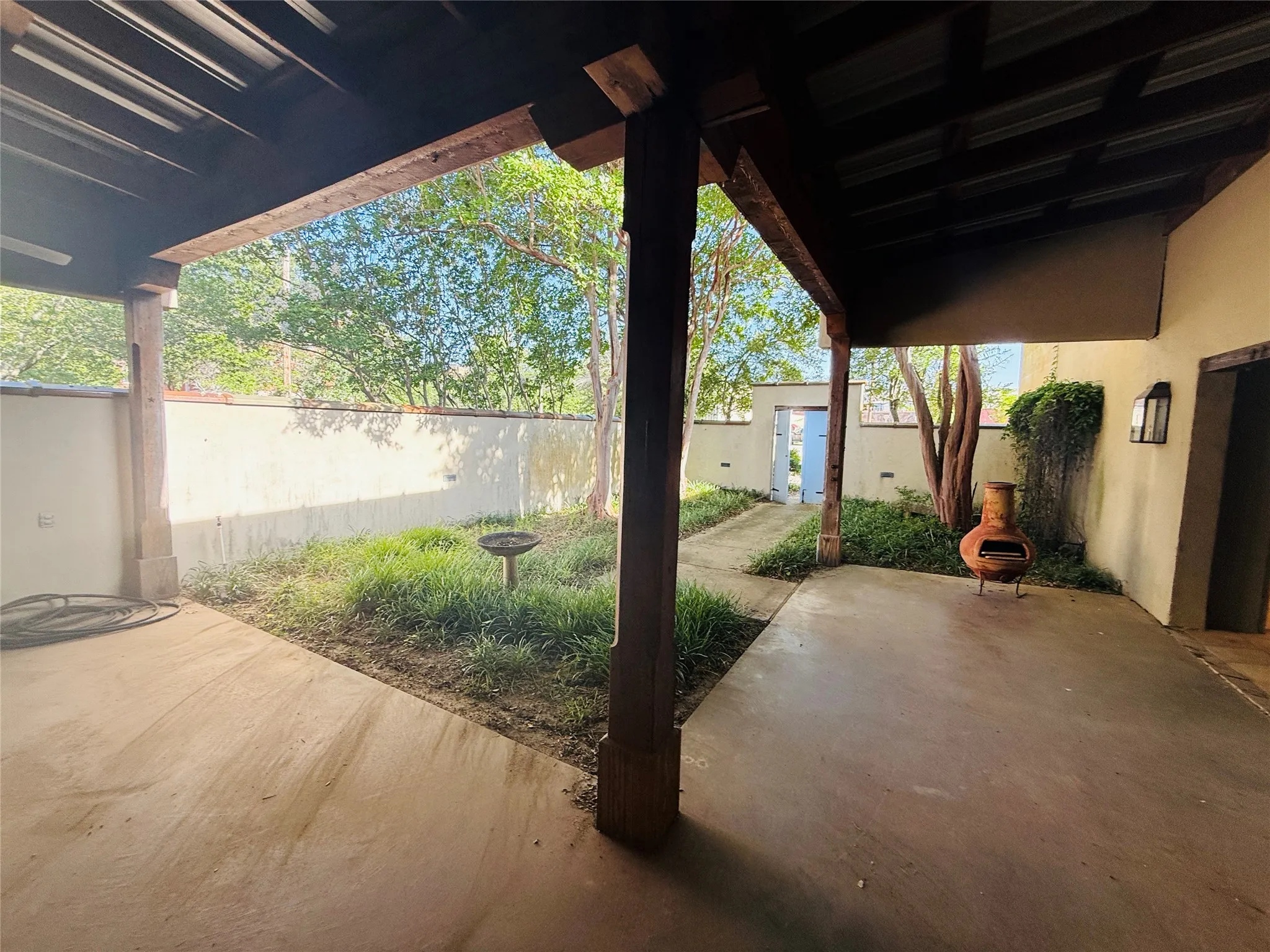 Office For Rent in Lamar County , 265 SE 1st Street, Paris, Texas 75460, 0, 0, Garage spaces, 0 Sqft, built in 1950, Price $3,200, mls#21272154, Real Estate Agent in Paris, Homes For Rent in Lamar county, Homes For Rent in Paris, Realtor in Paris Texas, Real Estate Brokerage Independent Realty Texas, Luminita Cordes Realtor
