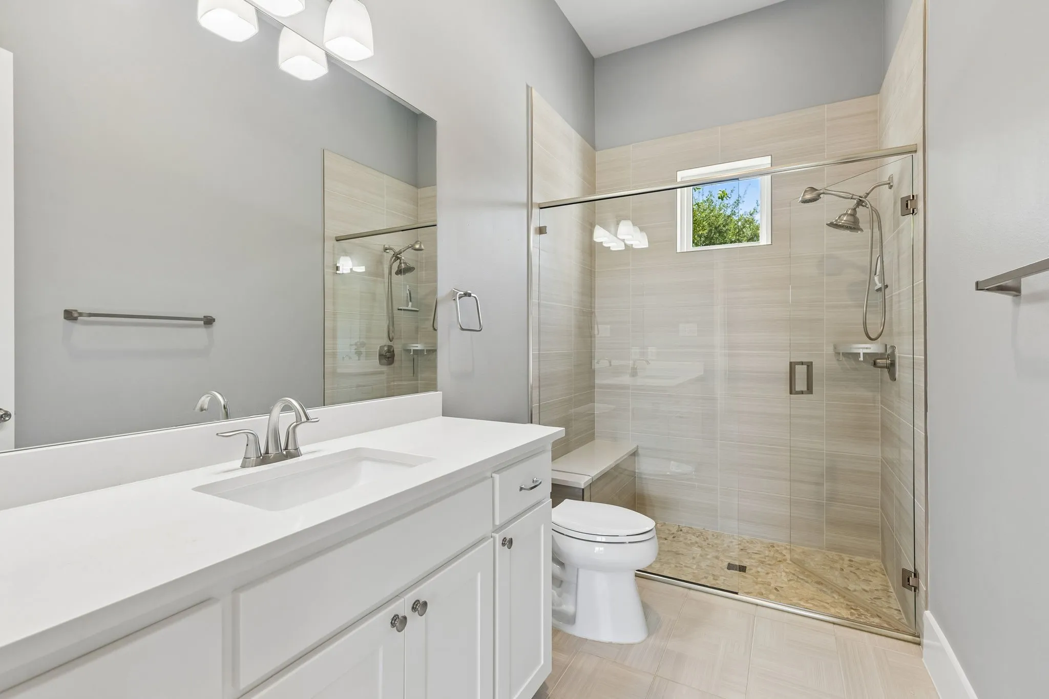 Single Family Residence For Sale in Dallas County , 6917 Valley View Lane, Dallas, Texas 75240, 5 Bedrooms, 6 Bathrooms, 3 Garage spaces, 4,926 Sqft, built in 2017, Price $2,100,000, mls#21266354, Real Estate Agent in Dallas, Homes For Sale in Dallas county, Homes For Sale in Dallas, Realtor in Dallas Texas, Real Estate Brokerage Independent Realty Texas, Luminita Cordes Realtor