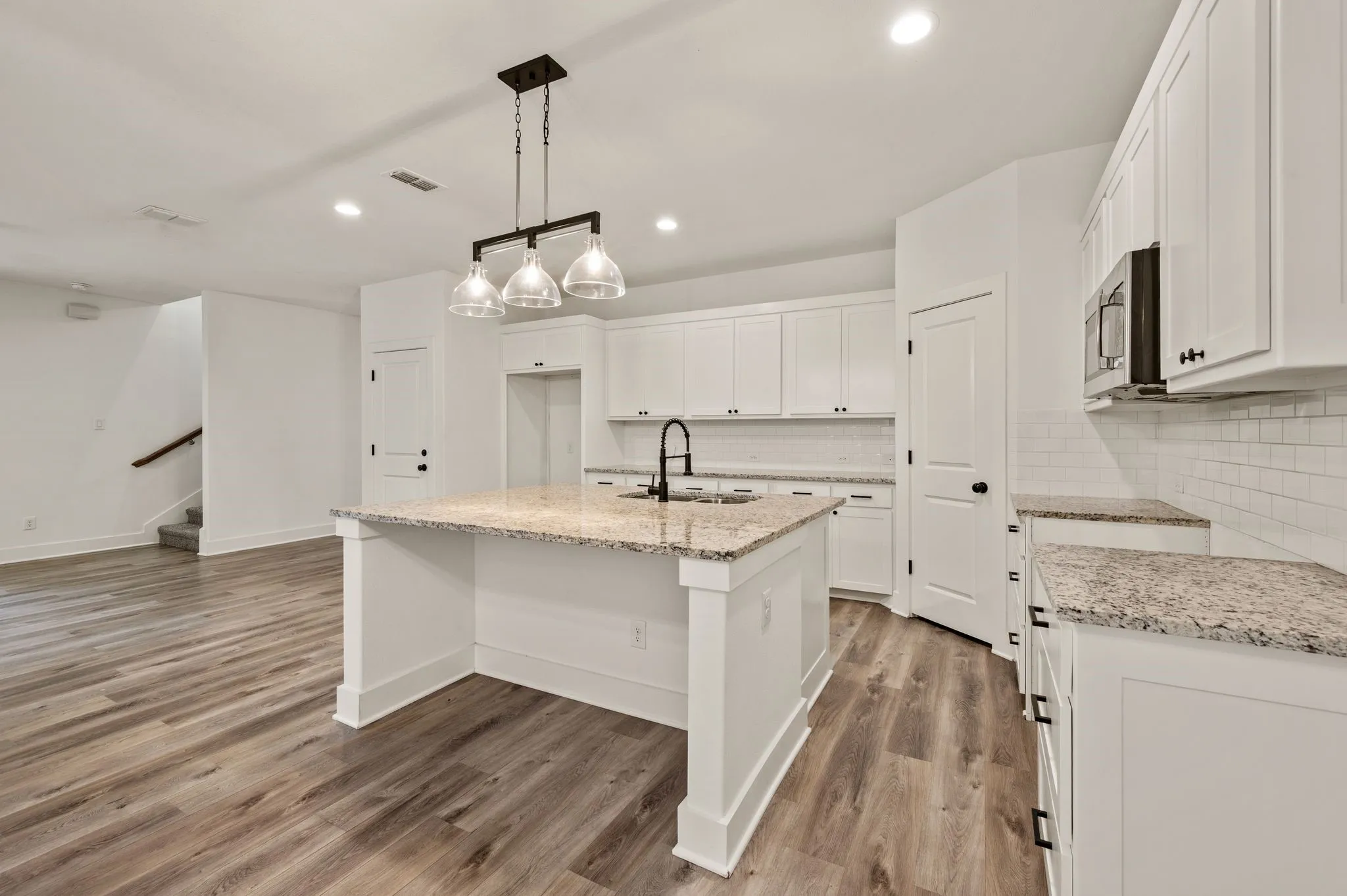 Single Family Residence For Sale in Tarrant County , 4912 Ridglea Lane, Fort Worth, Texas 76116, 4 Bedrooms, 3 Bathrooms, 2 Garage spaces, 2,406 Sqft, built in 2022, Price $300,000, mls#21262001, Real Estate Agent in Fort Worth, Homes For Sale in Tarrant county, Homes For Sale in Fort Worth, Realtor in Fort Worth Texas, Real Estate Brokerage Independent Realty Texas, Luminita Cordes Realtor