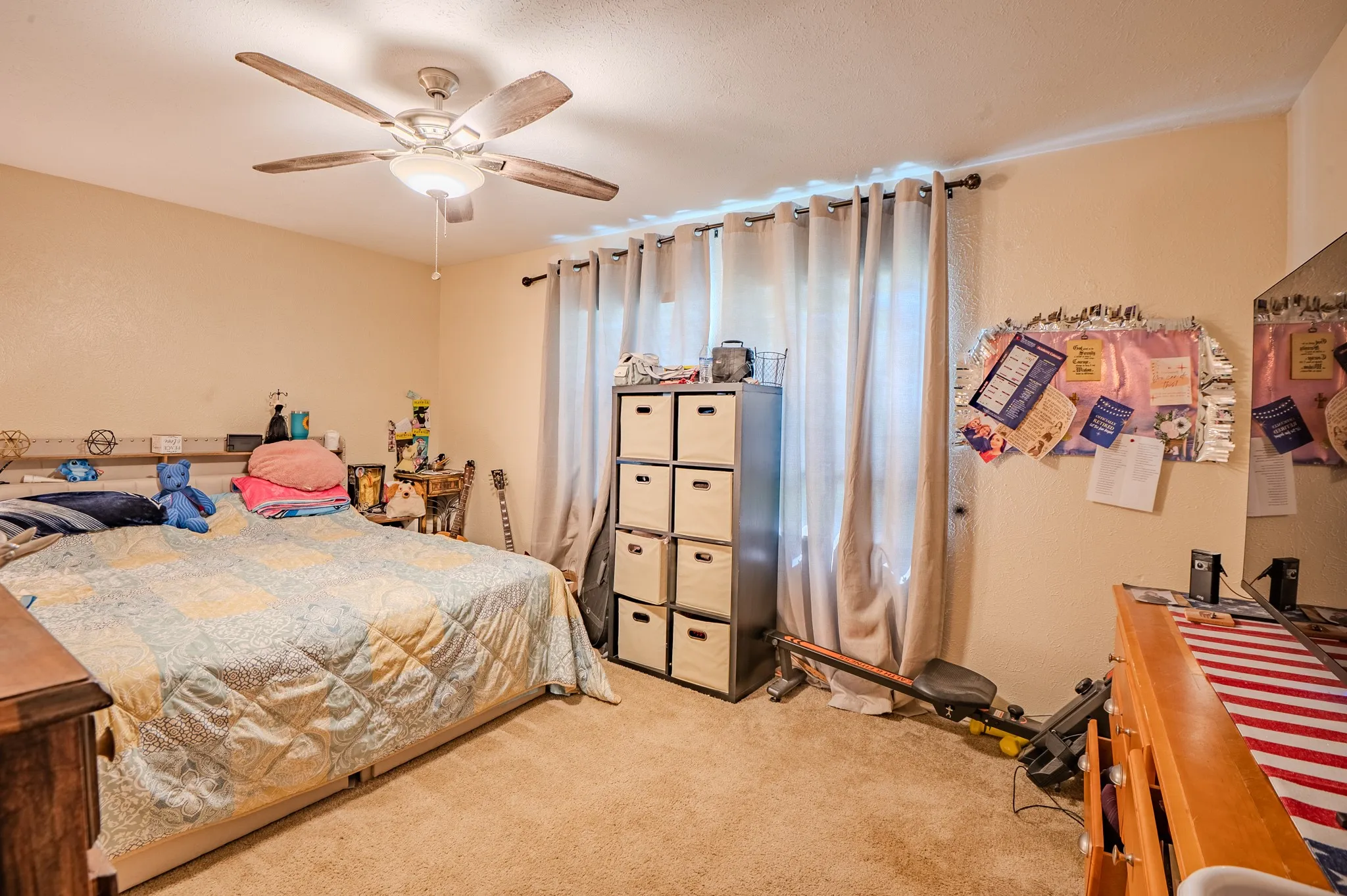 Single Family Residence For Sale in Dallas County , 7105 Pineberry Road, Dallas, Texas 75249, 2 Bedroom, 2 Bathroom, Garage spaces, 1,227 Sqft, built in 1981, mls#21271937, Real Estate Agent in Dallas, Homes For Sale in Dallas county, Homes For Sale in Dallas, Realtor in Dallas Texas, Real Estate Brokerage Independent Realty Texas, Luminita Cordes Realtor