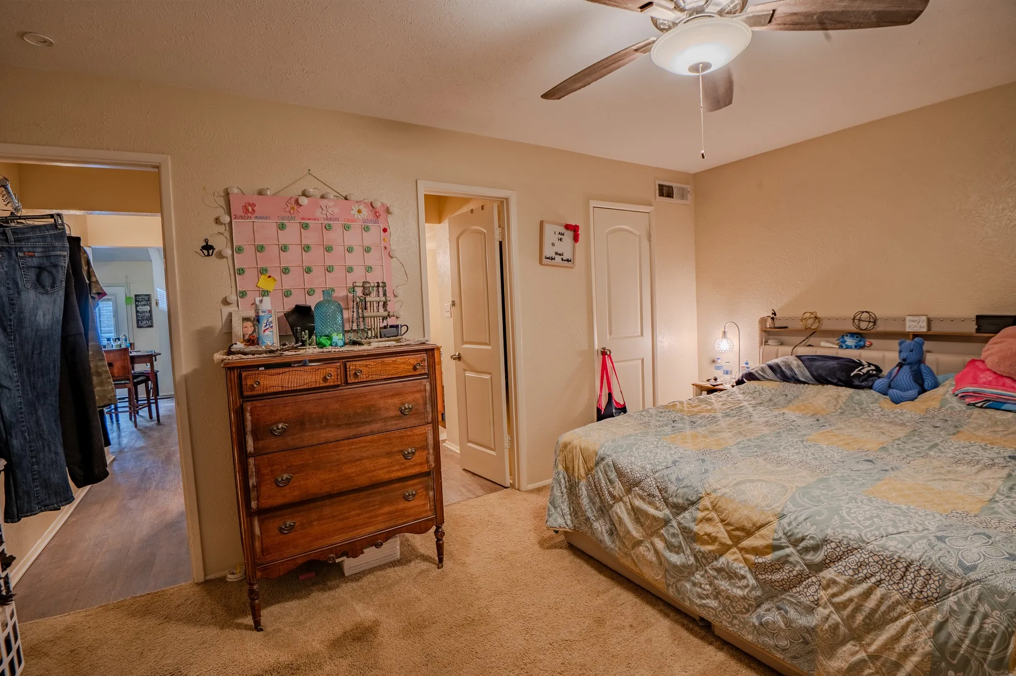 Single Family Residence For Sale in Dallas County , 7105 Pineberry Road, Dallas, Texas 75249, 2 Bedroom, 2 Bathroom, Garage spaces, 1,227 Sqft, built in 1981, mls#21271937, Real Estate Agent in Dallas, Homes For Sale in Dallas county, Homes For Sale in Dallas, Realtor in Dallas Texas, Real Estate Brokerage Independent Realty Texas, Luminita Cordes Realtor