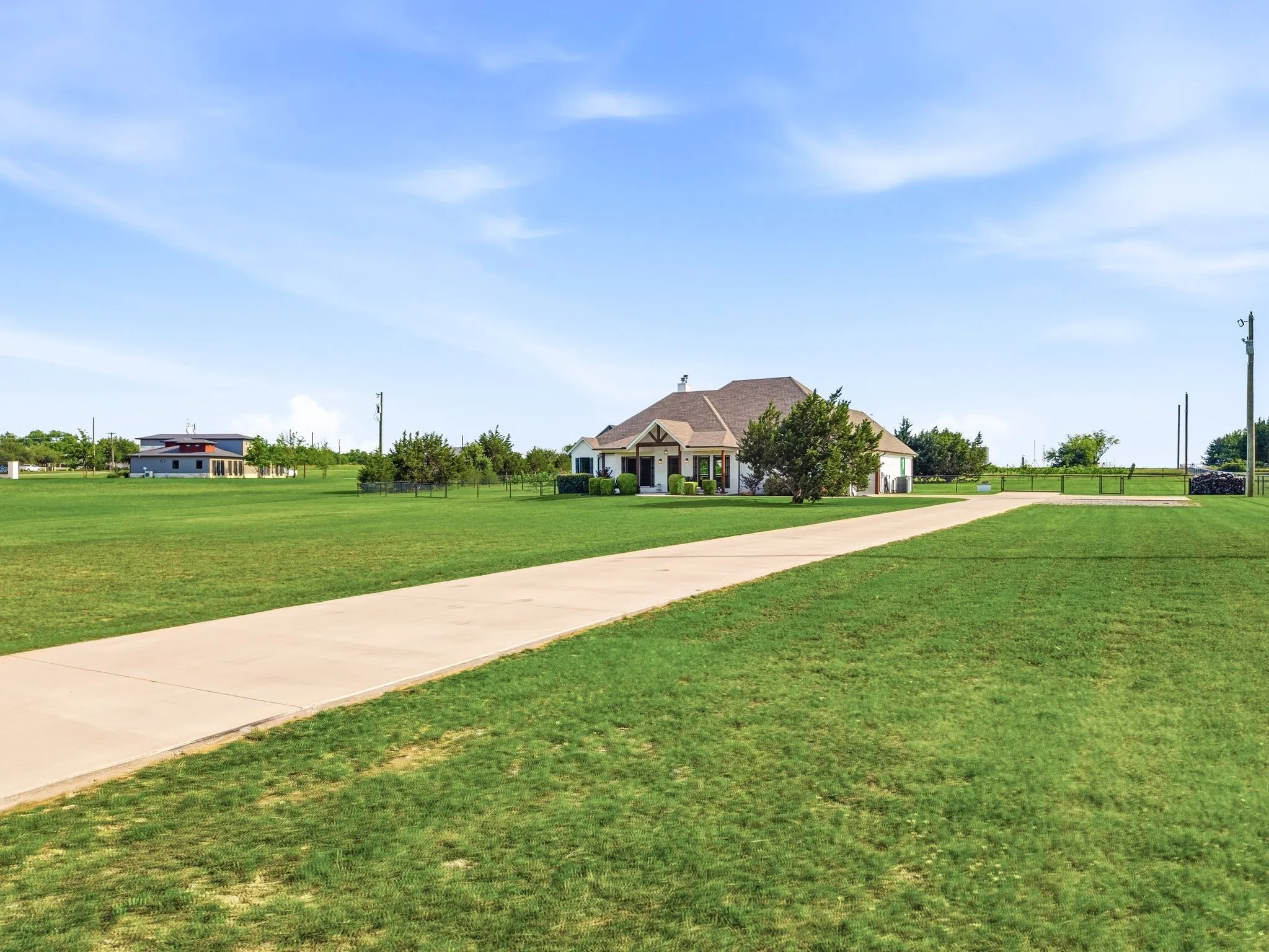 Single Family Residence For Sale in Wise County , 103 Old Decatur Road, Decatur, Texas 76234, 4 Bedroom, 2 Bathroom, 2 Garage spaces, 2,589 Sqft, built in 2022, mls#21267916, Real Estate Agent in Decatur, Homes For Sale in Wise county, Homes For Sale in Decatur, Realtor in Decatur Texas, Real Estate Brokerage Independent Realty Texas, Luminita Cordes Realtor