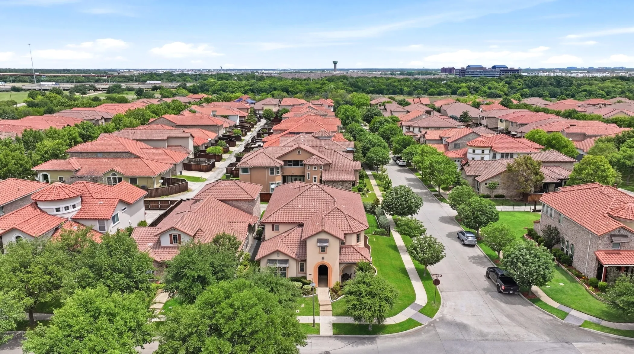 Single Family Residence For Sale in Dallas County , 1616 Camino Lago, Irving, Texas 75039, 4 Bedrooms, 4 Bathrooms, 2 Garage spaces, 3,800 Sqft, built in 2008, Price $825,000, mls#21271895, Real Estate Agent in Irving, Homes For Sale in Dallas county, Homes For Sale in Irving, Realtor in Irving Texas, Real Estate Brokerage Independent Realty Texas, Luminita Cordes Realtor