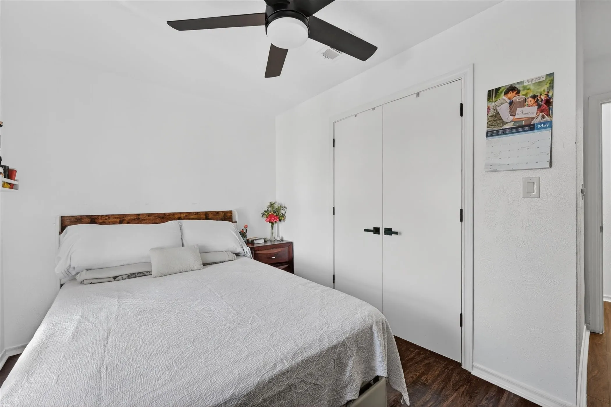 Single Family Residence For Sale in Dallas County , 535 Briarcliff Drive, Garland, Texas 75043, 3 Bedroom, 3 Bathroom, 2 Garage spaces, 2,175 Sqft, built in 1982, mls#21267792, Real Estate Agent in Garland, Homes For Sale in Dallas county, Homes For Sale in Garland, Realtor in Garland Texas, Real Estate Brokerage Independent Realty Texas, Luminita Cordes Realtor
