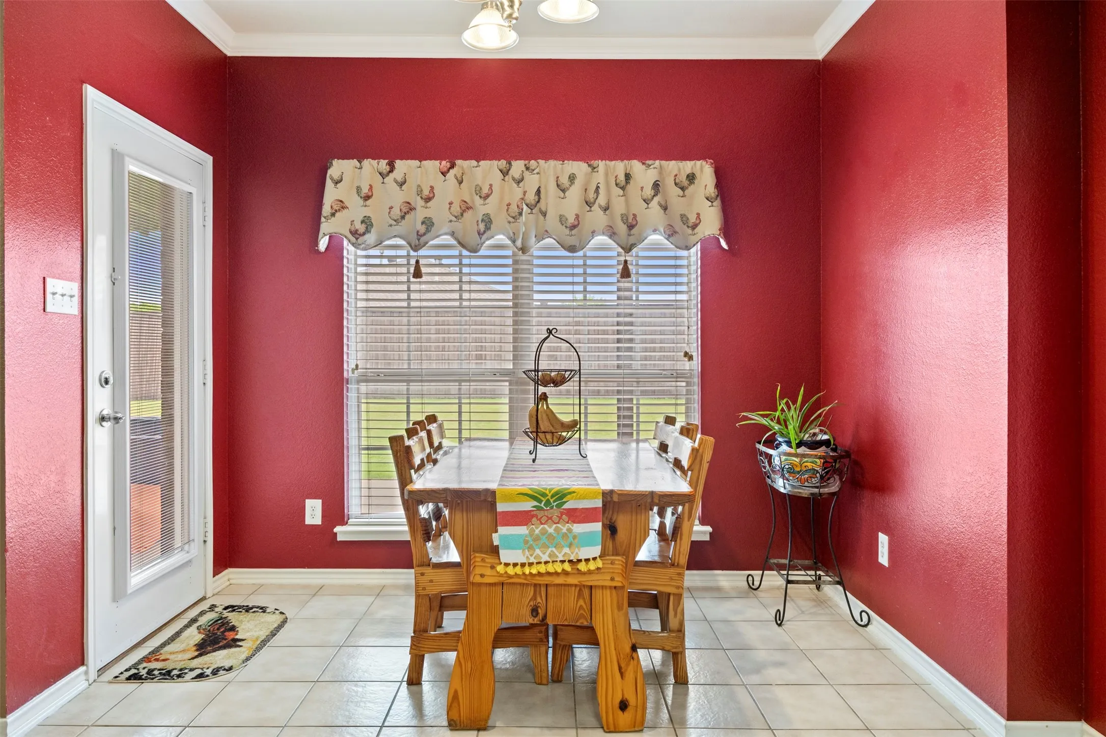 Single Family Residence For Sale in Denton County , 9980 Queens Quarter Drive, Frisco, Texas 75033, 4 Bedrooms, 3 Bathrooms, 2 Garage spaces, 2,830 Sqft, built in 2004, Price $575,000, mls#21272067, Real Estate Agent in Frisco, Homes For Sale in Denton county, Homes For Sale in Frisco, Realtor in Frisco Texas, Real Estate Brokerage Independent Realty Texas, Luminita Cordes Realtor