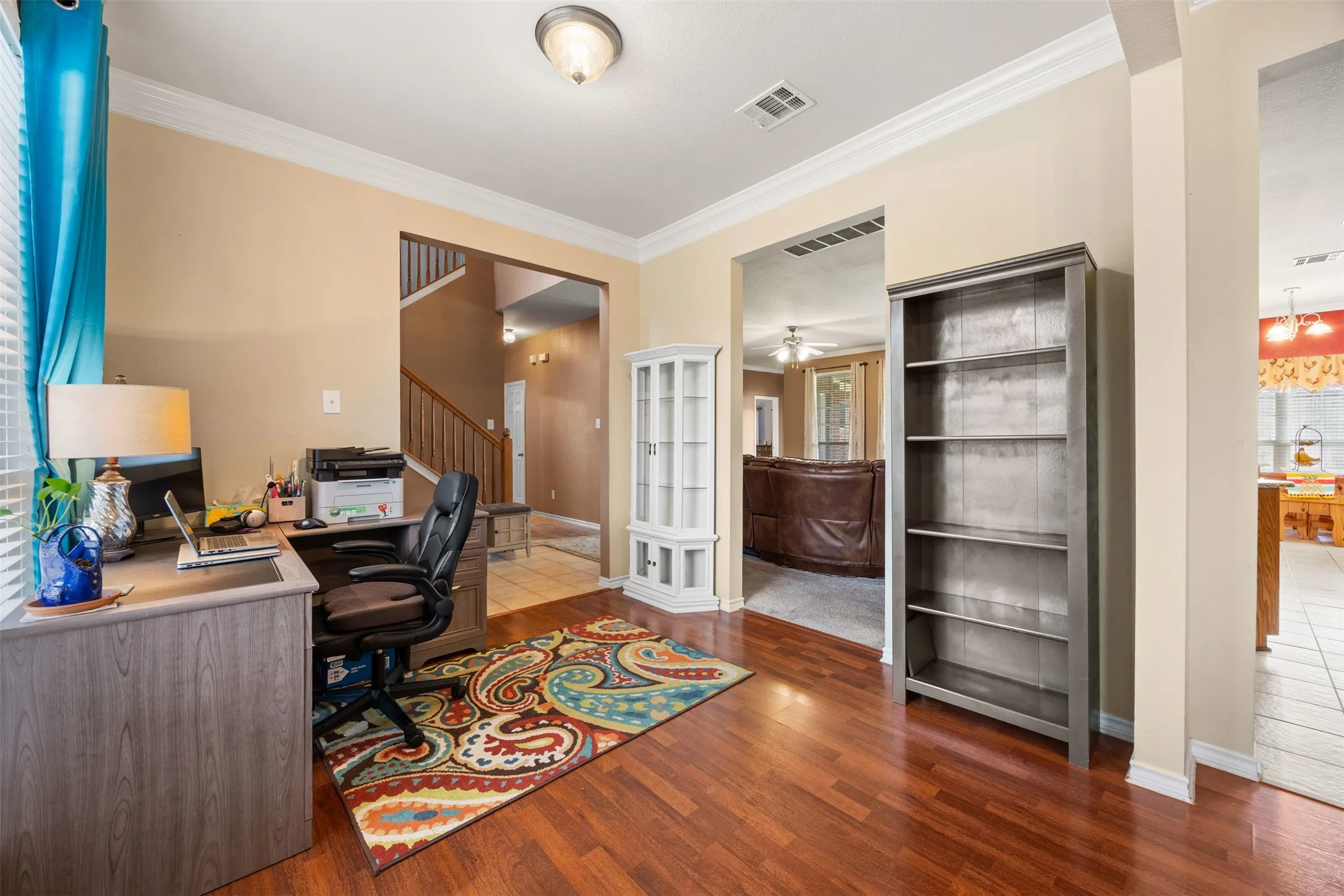 Single Family Residence For Sale in Denton County , 9980 Queens Quarter Drive, Frisco, Texas 75033, 4 Bedrooms, 3 Bathrooms, 2 Garage spaces, 2,830 Sqft, built in 2004, Price $575,000, mls#21272067, Real Estate Agent in Frisco, Homes For Sale in Denton county, Homes For Sale in Frisco, Realtor in Frisco Texas, Real Estate Brokerage Independent Realty Texas, Luminita Cordes Realtor