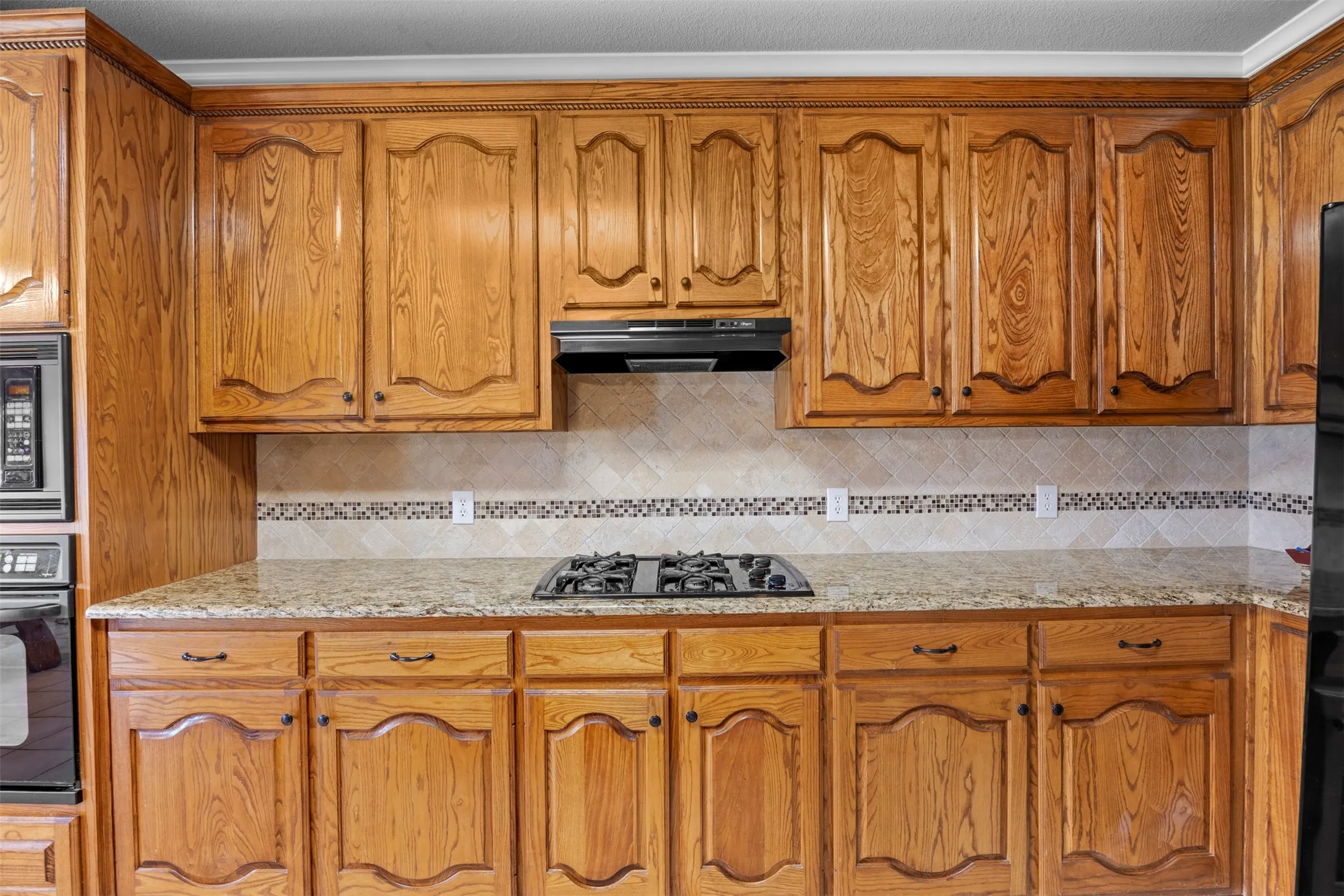 Single Family Residence For Sale in Denton County , 9980 Queens Quarter Drive, Frisco, Texas 75033, 4 Bedrooms, 3 Bathrooms, 2 Garage spaces, 2,830 Sqft, built in 2004, Price $575,000, mls#21272067, Real Estate Agent in Frisco, Homes For Sale in Denton county, Homes For Sale in Frisco, Realtor in Frisco Texas, Real Estate Brokerage Independent Realty Texas, Luminita Cordes Realtor