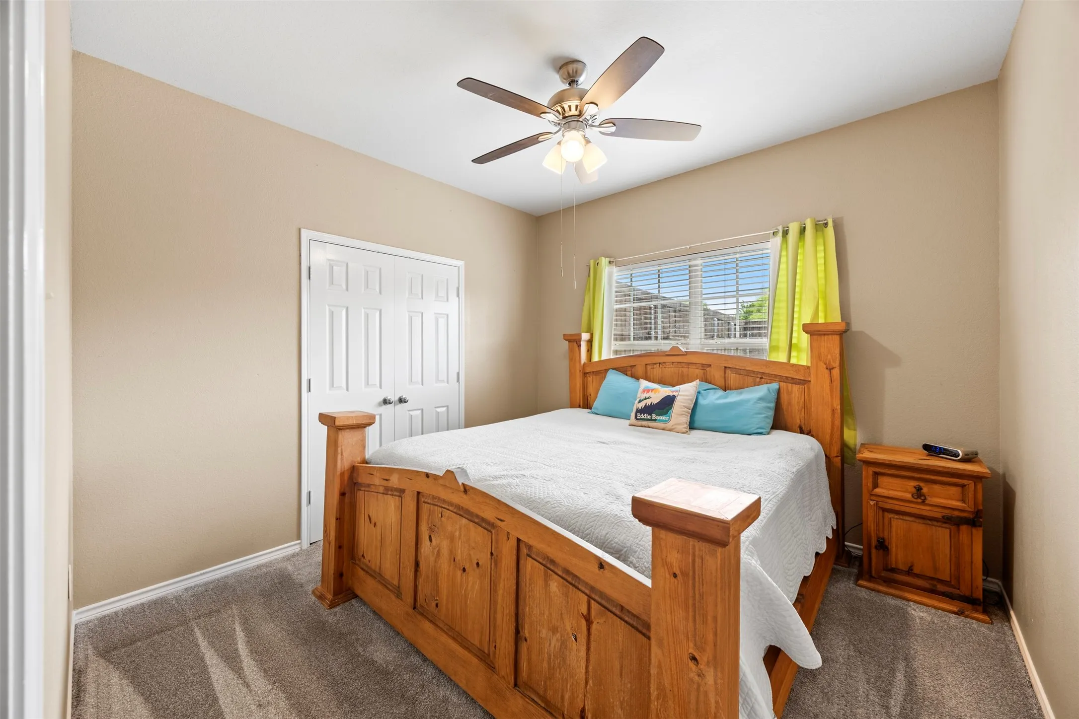 Single Family Residence For Sale in Denton County , 9980 Queens Quarter Drive, Frisco, Texas 75033, 4 Bedrooms, 3 Bathrooms, 2 Garage spaces, 2,830 Sqft, built in 2004, Price $575,000, mls#21272067, Real Estate Agent in Frisco, Homes For Sale in Denton county, Homes For Sale in Frisco, Realtor in Frisco Texas, Real Estate Brokerage Independent Realty Texas, Luminita Cordes Realtor