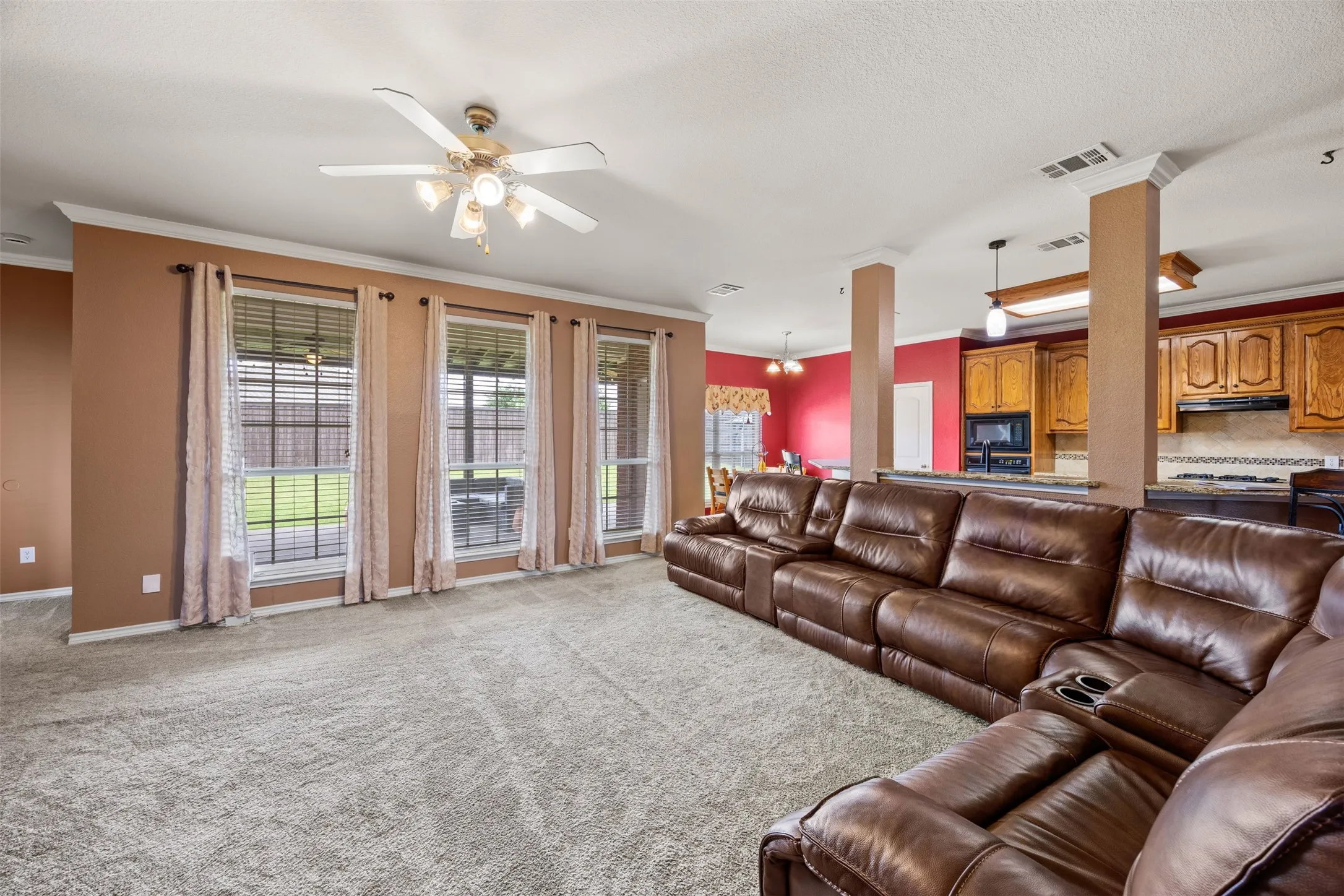 Single Family Residence For Sale in Denton County , 9980 Queens Quarter Drive, Frisco, Texas 75033, 4 Bedrooms, 3 Bathrooms, 2 Garage spaces, 2,830 Sqft, built in 2004, Price $575,000, mls#21272067, Real Estate Agent in Frisco, Homes For Sale in Denton county, Homes For Sale in Frisco, Realtor in Frisco Texas, Real Estate Brokerage Independent Realty Texas, Luminita Cordes Realtor