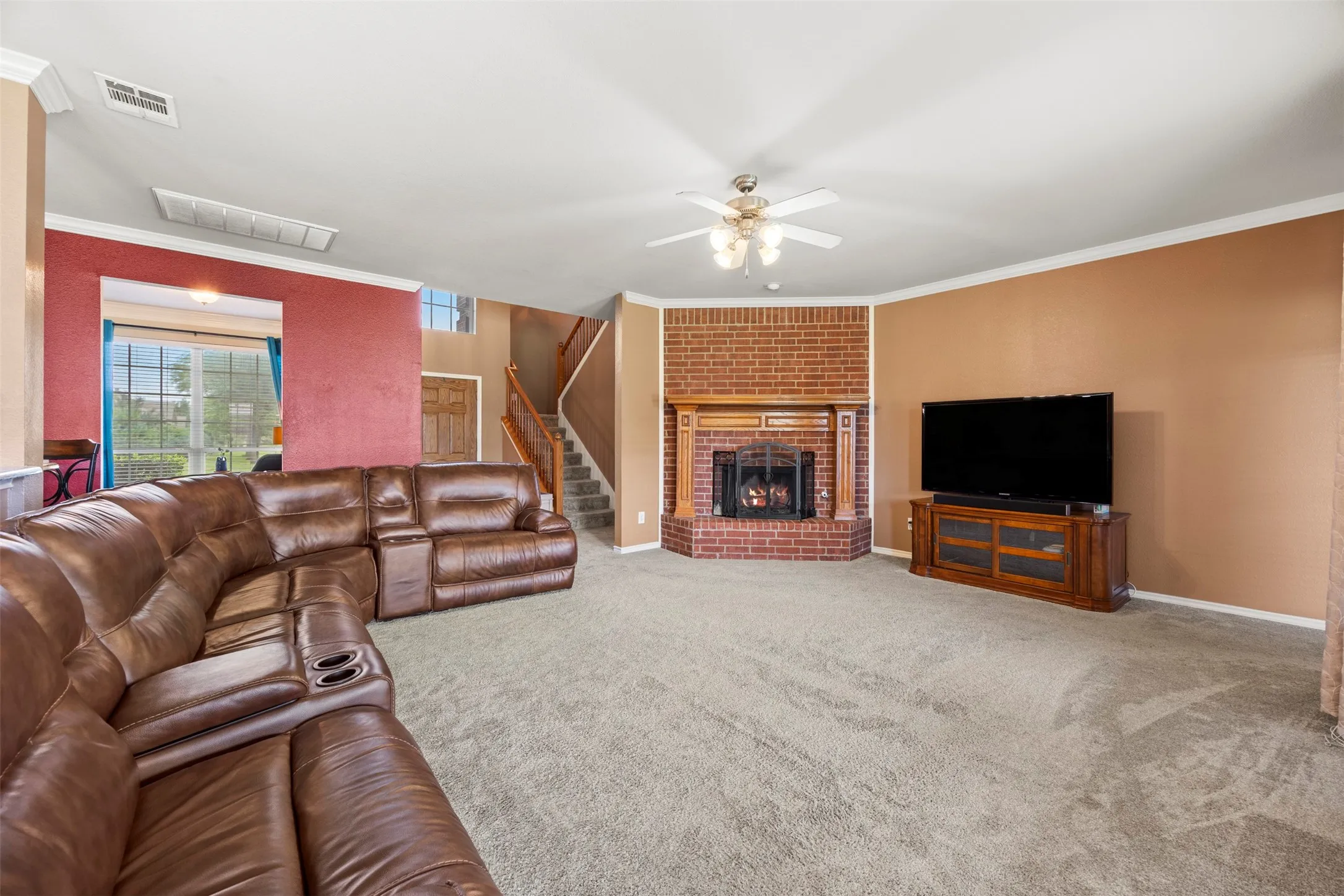Single Family Residence For Sale in Denton County , 9980 Queens Quarter Drive, Frisco, Texas 75033, 4 Bedrooms, 3 Bathrooms, 2 Garage spaces, 2,830 Sqft, built in 2004, Price $575,000, mls#21272067, Real Estate Agent in Frisco, Homes For Sale in Denton county, Homes For Sale in Frisco, Realtor in Frisco Texas, Real Estate Brokerage Independent Realty Texas, Luminita Cordes Realtor