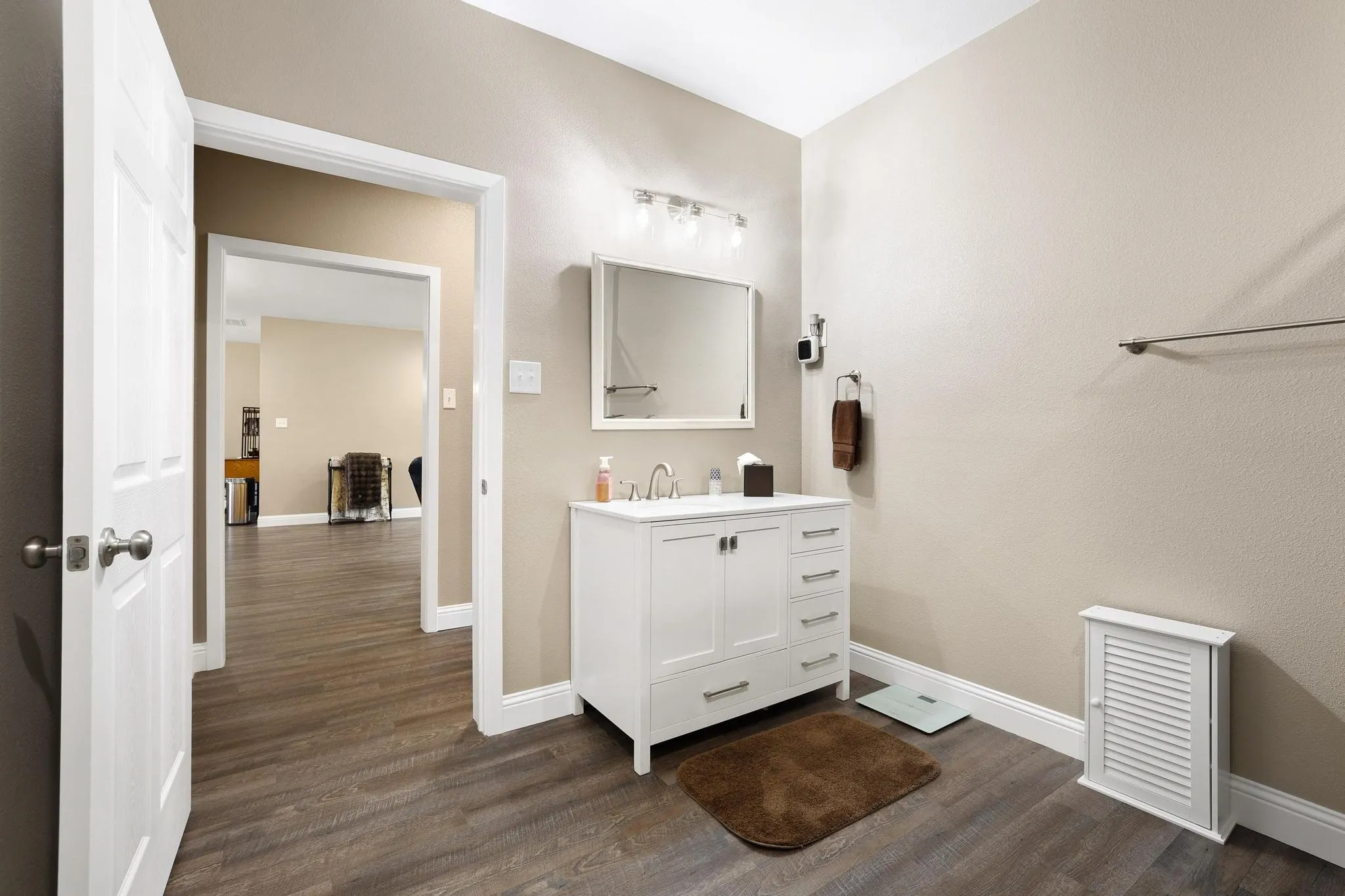 Single Family Residence For Sale in Grayson County , 2658 Oak Ridge Road, Denison, Texas 75021, 3 Bedroom, 2 Bathroom, Garage spaces, 1,768 Sqft, built in 2020, Price $395,000, mls#21271096, Real Estate Agent in Denison, Homes For Sale in Grayson county, Homes For Sale in Denison, Realtor in Denison Texas, Real Estate Brokerage Independent Realty Texas, Luminita Cordes Realtor