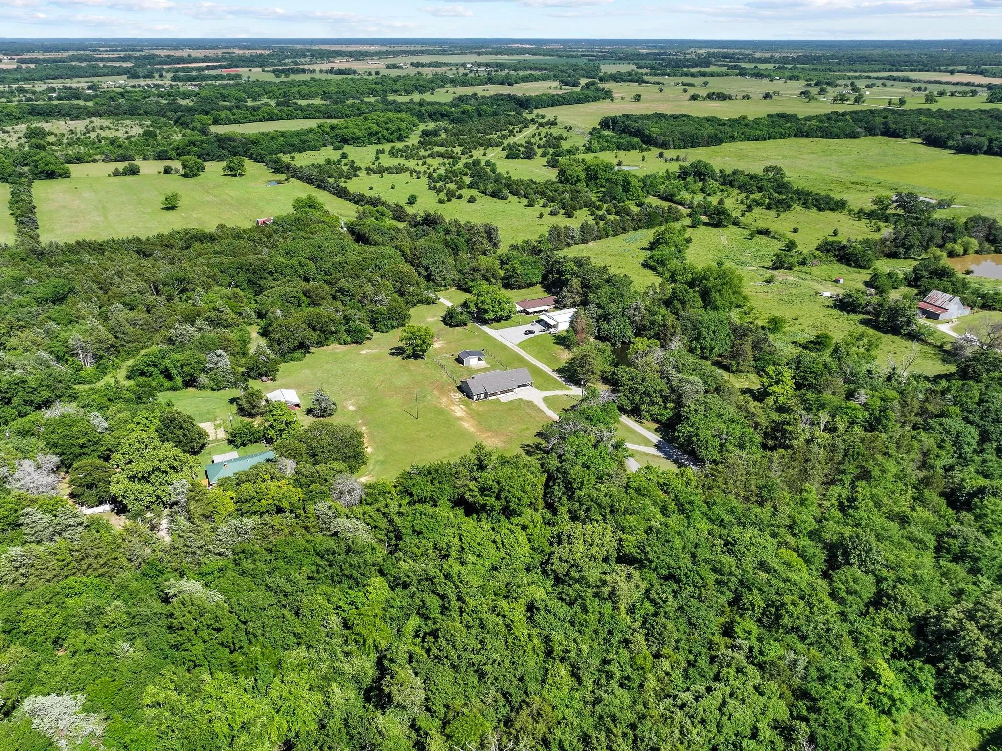 Single Family Residence For Sale in Grayson County , 2658 Oak Ridge Road, Denison, Texas 75021, 3 Bedroom, 2 Bathroom, Garage spaces, 1,768 Sqft, built in 2020, Price $395,000, mls#21271096, Real Estate Agent in Denison, Homes For Sale in Grayson county, Homes For Sale in Denison, Realtor in Denison Texas, Real Estate Brokerage Independent Realty Texas, Luminita Cordes Realtor