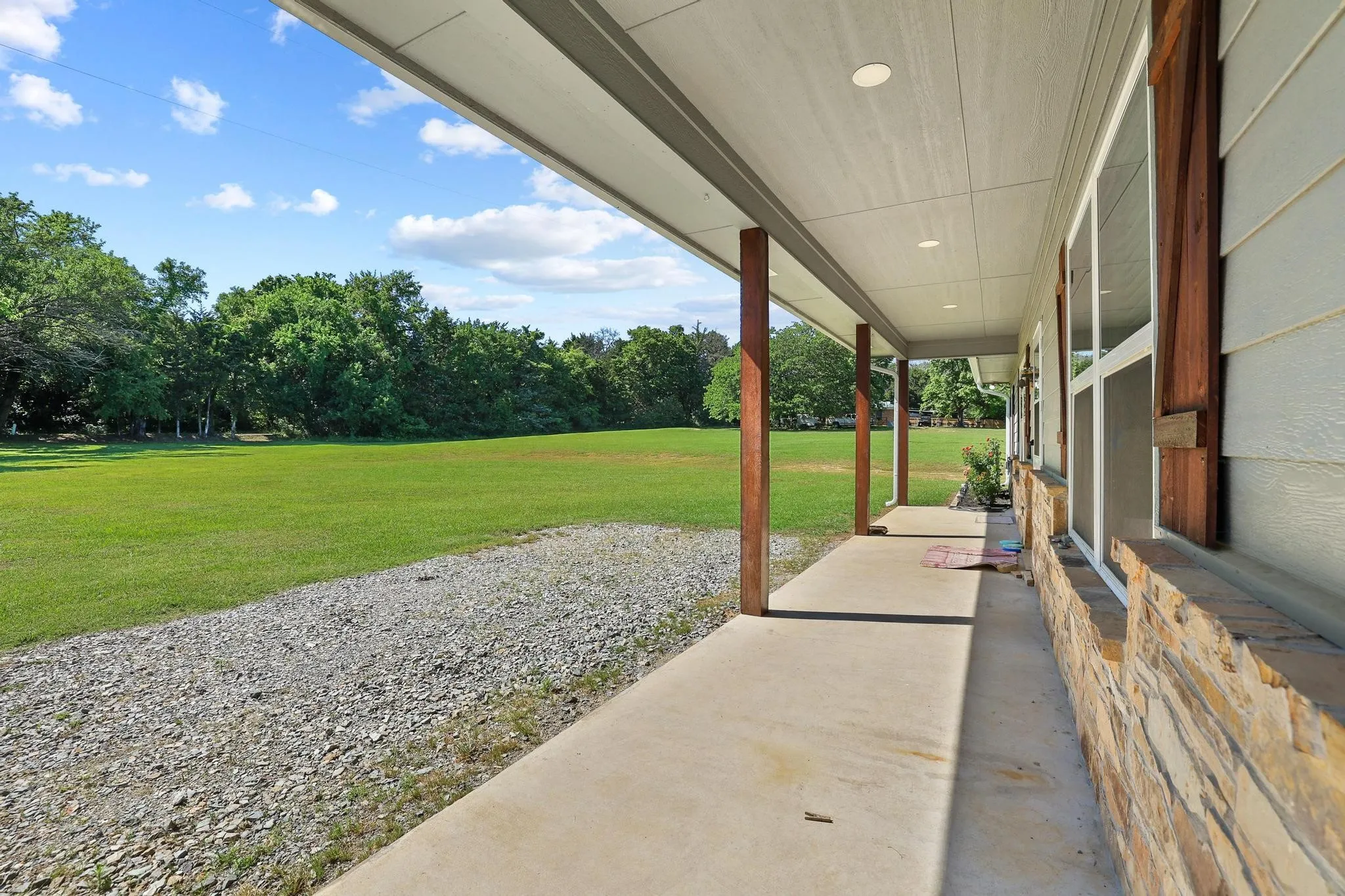 Single Family Residence For Sale in Grayson County , 2658 Oak Ridge Road, Denison, Texas 75021, 3 Bedroom, 2 Bathroom, Garage spaces, 1,768 Sqft, built in 2020, Price $395,000, mls#21271096, Real Estate Agent in Denison, Homes For Sale in Grayson county, Homes For Sale in Denison, Realtor in Denison Texas, Real Estate Brokerage Independent Realty Texas, Luminita Cordes Realtor