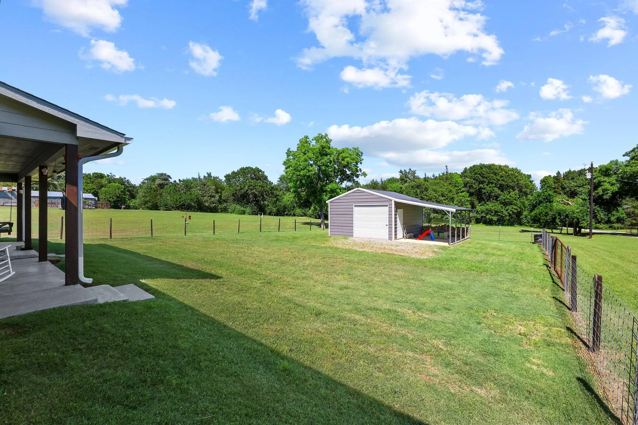 Single Family Residence For Sale in Grayson County , 2658 Oak Ridge Road, Denison, Texas 75021, 3 Bedroom, 2 Bathroom, Garage spaces, 1,768 Sqft, built in 2020, Price $395,000, mls#21271096, Real Estate Agent in Denison, Homes For Sale in Grayson county, Homes For Sale in Denison, Realtor in Denison Texas, Real Estate Brokerage Independent Realty Texas, Luminita Cordes Realtor
