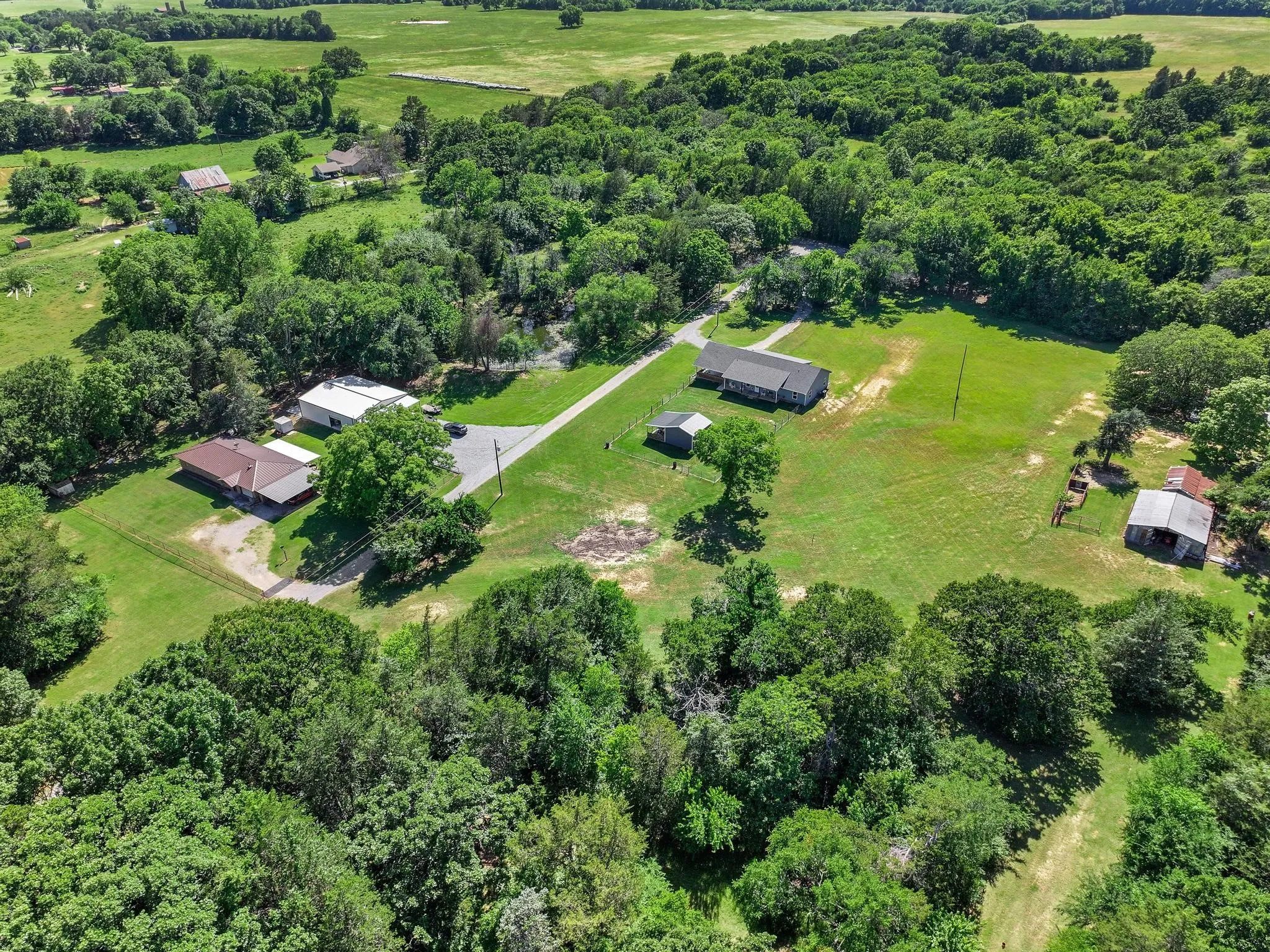 Single Family Residence For Sale in Grayson County , 2658 Oak Ridge Road, Denison, Texas 75021, 3 Bedroom, 2 Bathroom, Garage spaces, 1,768 Sqft, built in 2020, Price $395,000, mls#21271096, Real Estate Agent in Denison, Homes For Sale in Grayson county, Homes For Sale in Denison, Realtor in Denison Texas, Real Estate Brokerage Independent Realty Texas, Luminita Cordes Realtor