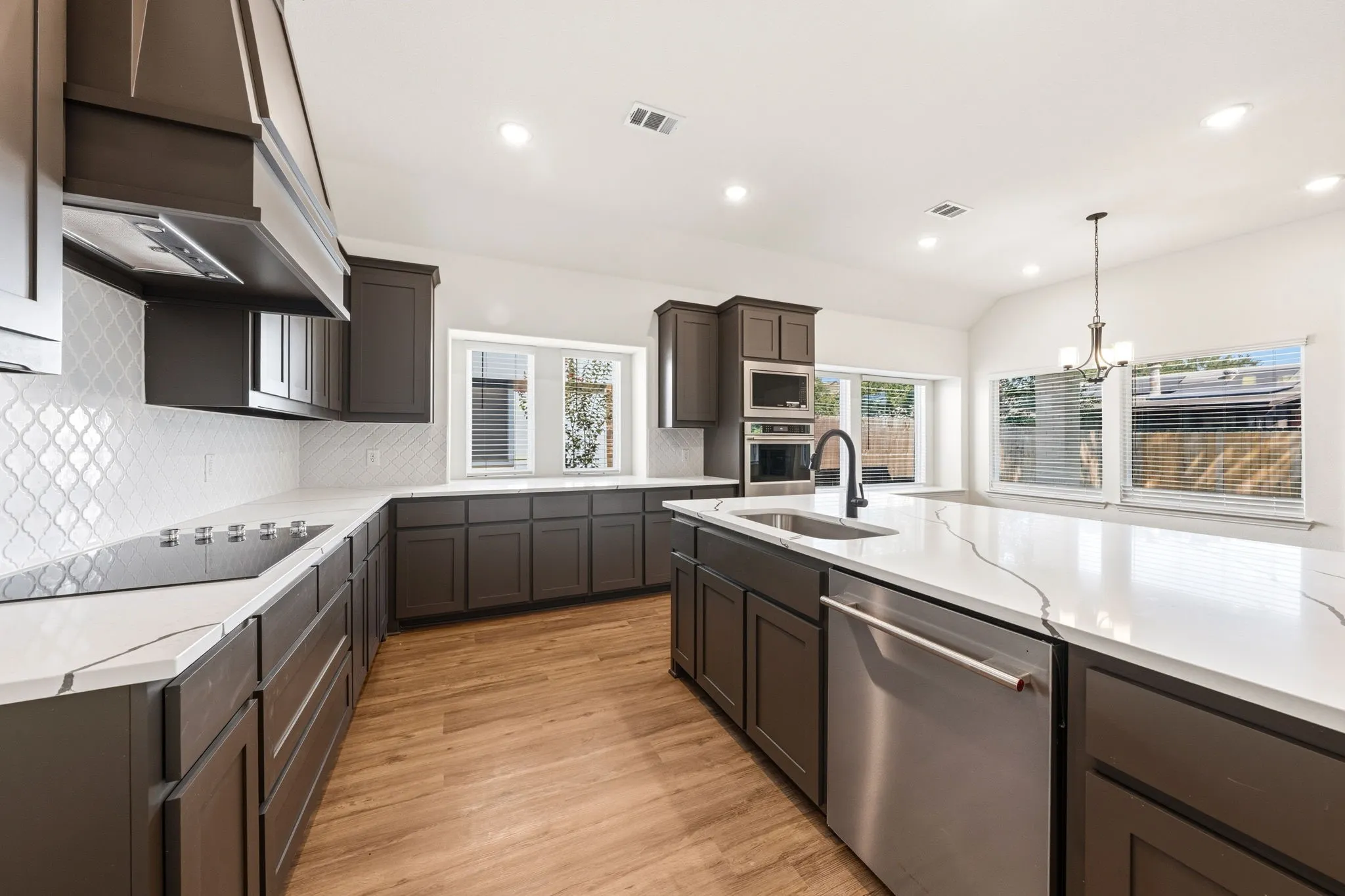 Single Family Residence For Sale in Tarrant County , 819 Beverly Drive, Grapevine, Texas 76051, 4 Bedroom, 3 Bathroom, 2 Garage spaces, 2,703 Sqft, built in 2026, mls#21272276, Real Estate Agent in Grapevine, Homes For Sale in Tarrant county, Homes For Sale in Grapevine, Realtor in Grapevine Texas, Real Estate Brokerage Independent Realty Texas, Luminita Cordes Realtor