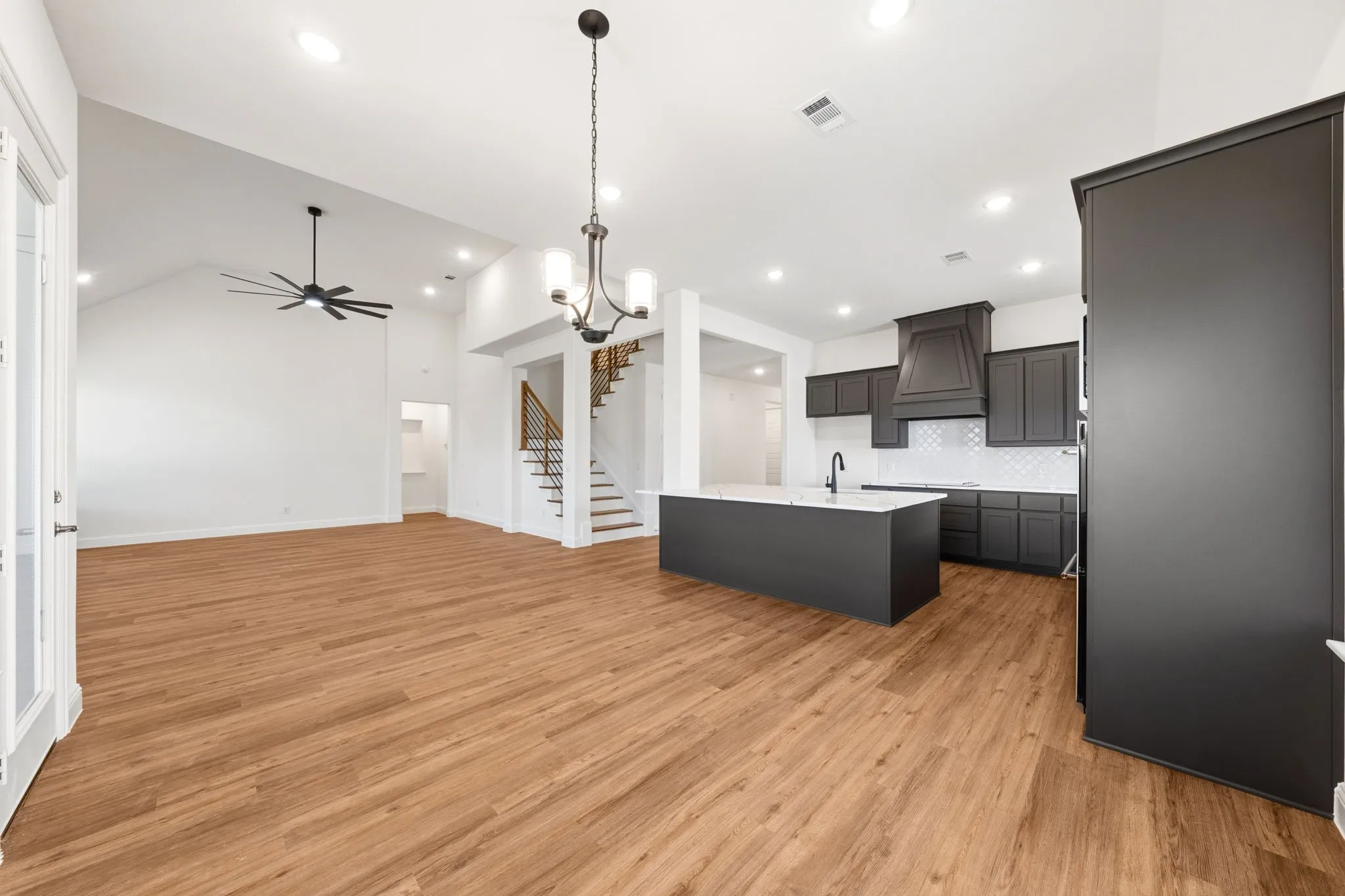 Single Family Residence For Sale in Tarrant County , 819 Beverly Drive, Grapevine, Texas 76051, 4 Bedroom, 3 Bathroom, 2 Garage spaces, 2,703 Sqft, built in 2026, mls#21272276, Real Estate Agent in Grapevine, Homes For Sale in Tarrant county, Homes For Sale in Grapevine, Realtor in Grapevine Texas, Real Estate Brokerage Independent Realty Texas, Luminita Cordes Realtor