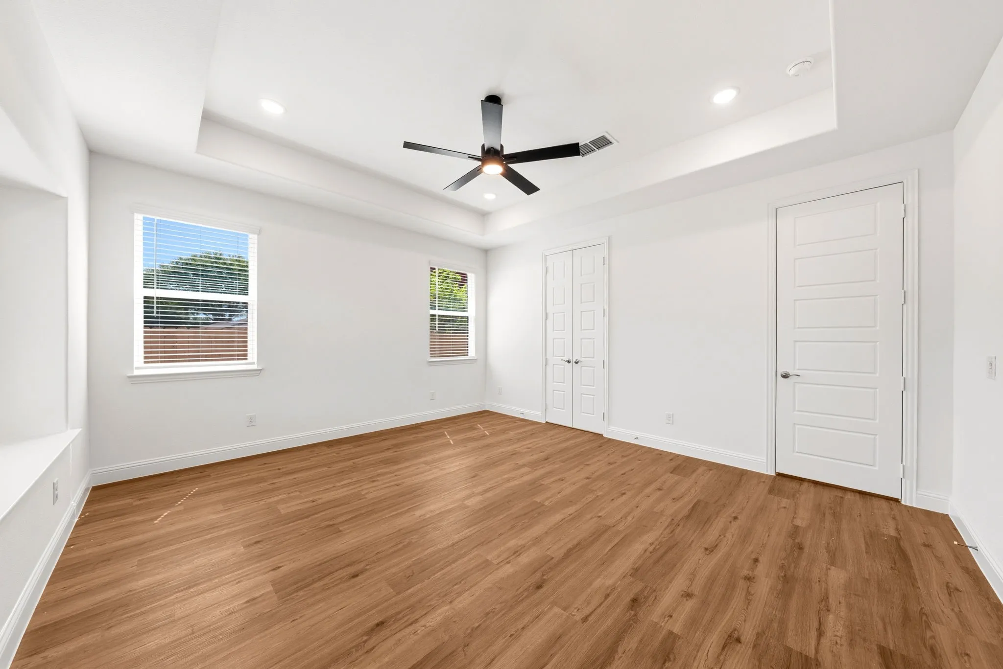 Single Family Residence For Sale in Tarrant County , 819 Beverly Drive, Grapevine, Texas 76051, 4 Bedroom, 3 Bathroom, 2 Garage spaces, 2,703 Sqft, built in 2026, mls#21272276, Real Estate Agent in Grapevine, Homes For Sale in Tarrant county, Homes For Sale in Grapevine, Realtor in Grapevine Texas, Real Estate Brokerage Independent Realty Texas, Luminita Cordes Realtor