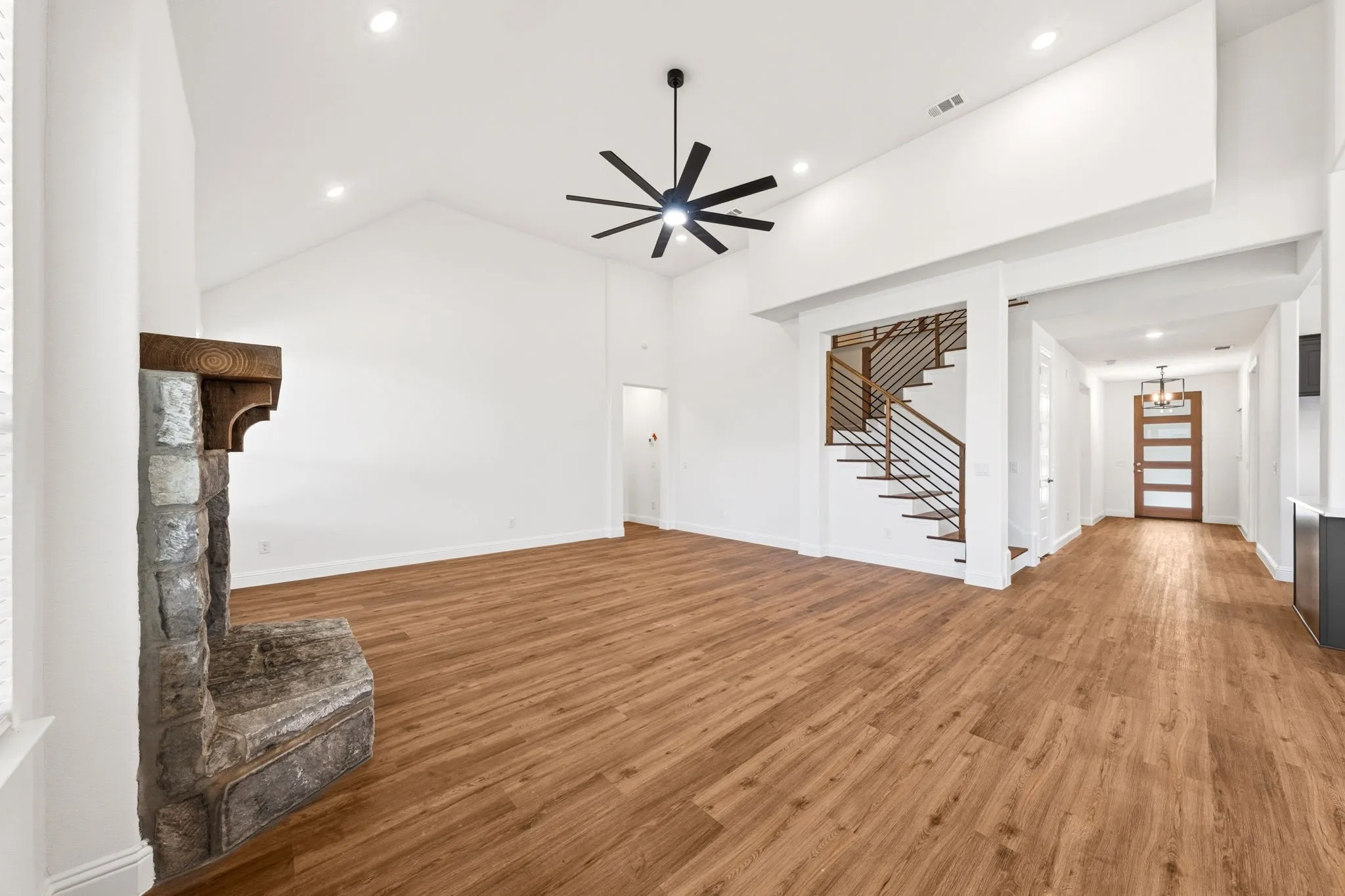 Single Family Residence For Sale in Tarrant County , 819 Beverly Drive, Grapevine, Texas 76051, 4 Bedroom, 3 Bathroom, 2 Garage spaces, 2,703 Sqft, built in 2026, mls#21272276, Real Estate Agent in Grapevine, Homes For Sale in Tarrant county, Homes For Sale in Grapevine, Realtor in Grapevine Texas, Real Estate Brokerage Independent Realty Texas, Luminita Cordes Realtor