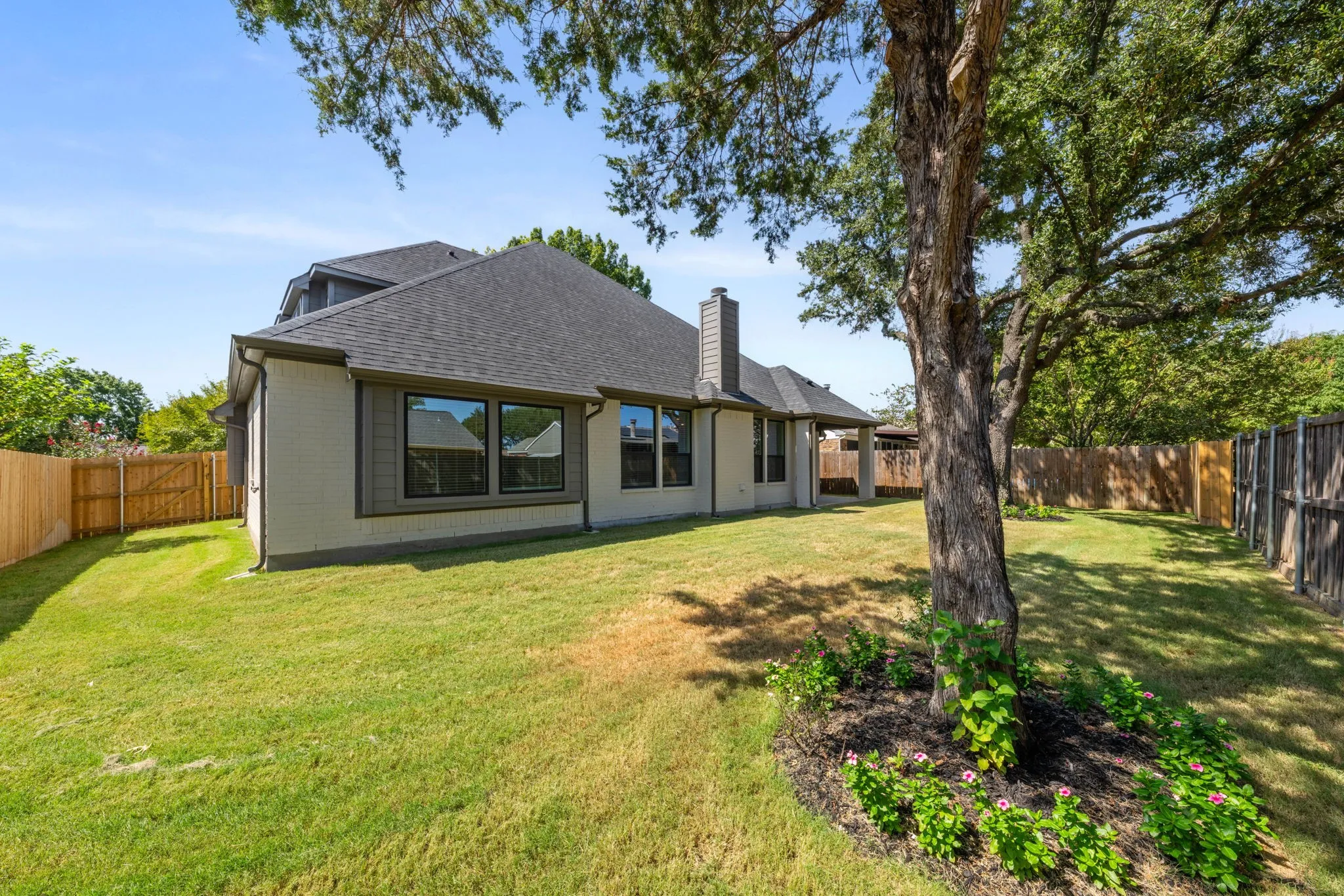 Single Family Residence For Sale in Tarrant County , 819 Beverly Drive, Grapevine, Texas 76051, 4 Bedroom, 3 Bathroom, 2 Garage spaces, 2,703 Sqft, built in 2026, mls#21272276, Real Estate Agent in Grapevine, Homes For Sale in Tarrant county, Homes For Sale in Grapevine, Realtor in Grapevine Texas, Real Estate Brokerage Independent Realty Texas, Luminita Cordes Realtor