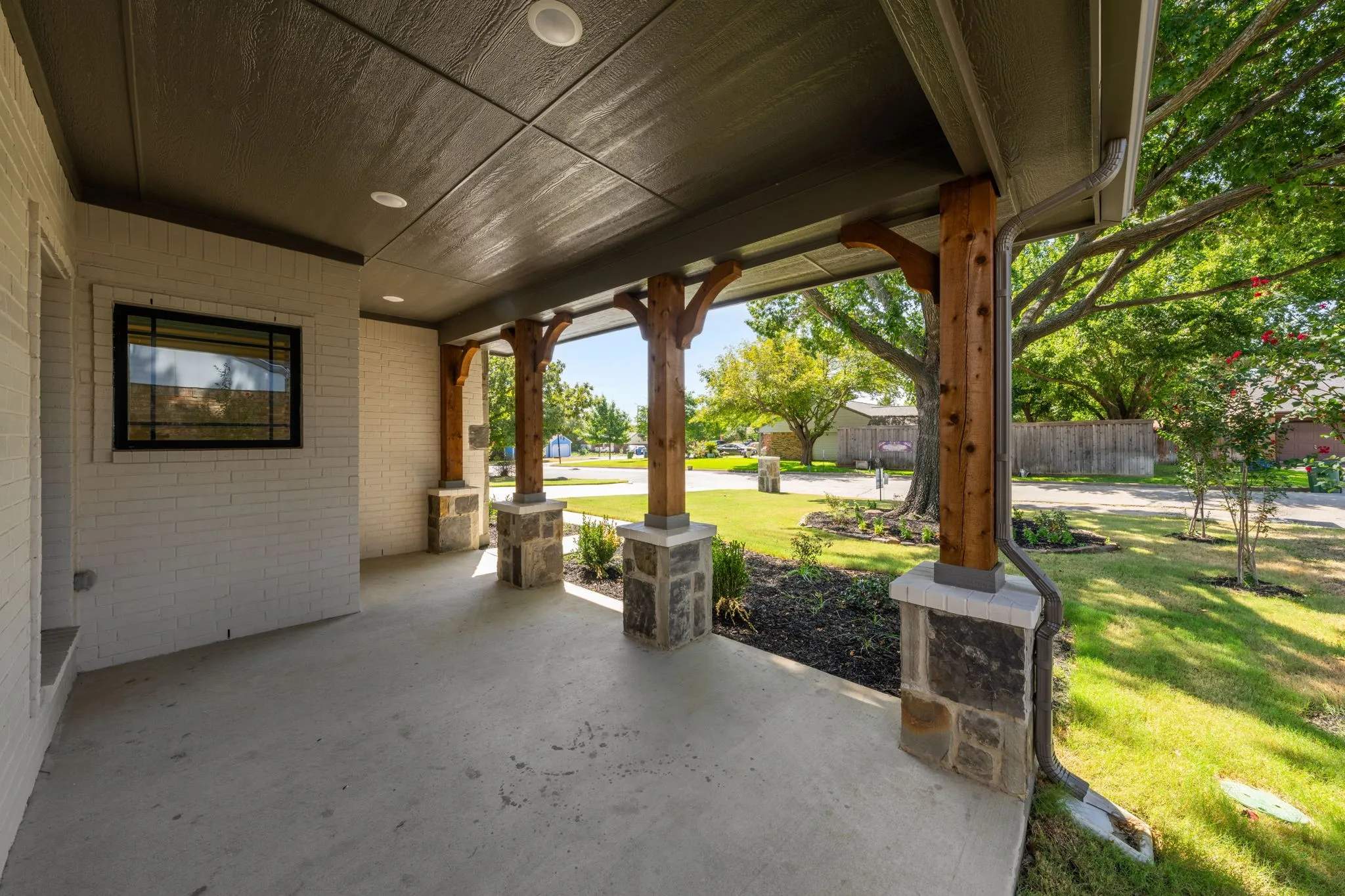 Single Family Residence For Sale in Tarrant County , 819 Beverly Drive, Grapevine, Texas 76051, 4 Bedroom, 3 Bathroom, 2 Garage spaces, 2,703 Sqft, built in 2026, mls#21272276, Real Estate Agent in Grapevine, Homes For Sale in Tarrant county, Homes For Sale in Grapevine, Realtor in Grapevine Texas, Real Estate Brokerage Independent Realty Texas, Luminita Cordes Realtor