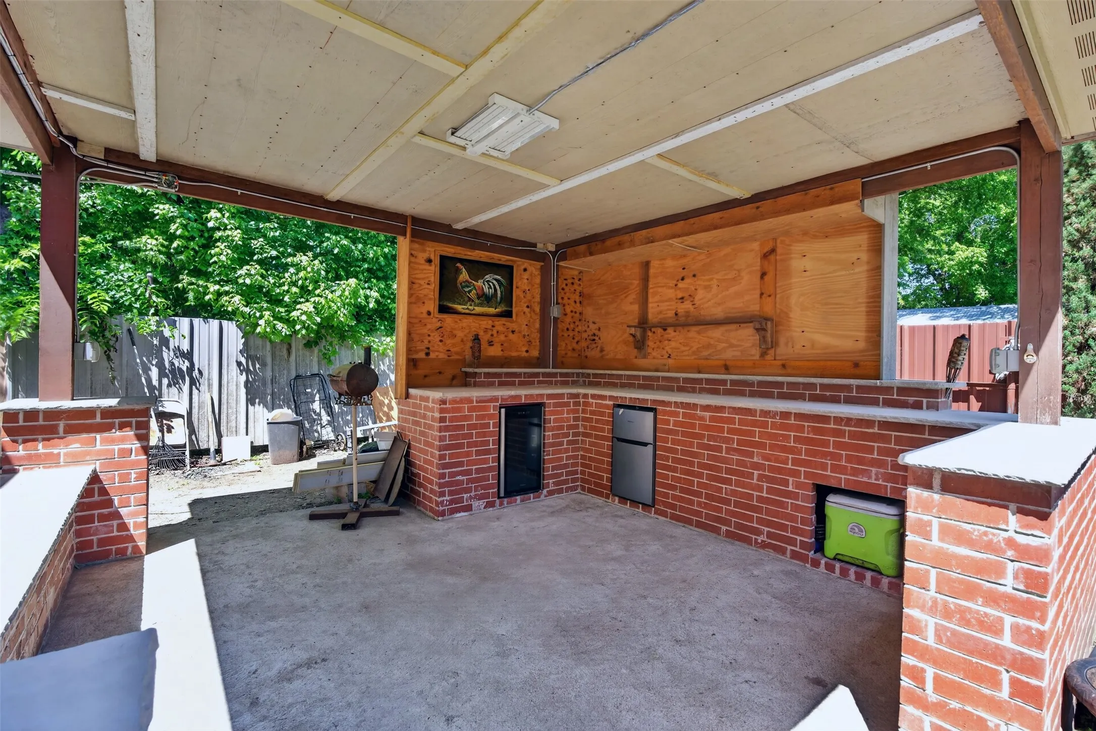 Single Family Residence For Sale in Johnson County , 604 Graham Street, Cleburne, Texas 76033, 4 Bedroom, 2 Bathroom, Garage spaces, 1,804 Sqft, built in 1940, mls#21271751, Real Estate Agent in Cleburne, Homes For Sale in Johnson county, Homes For Sale in Cleburne, Realtor in Cleburne Texas, Real Estate Brokerage Independent Realty Texas, Luminita Cordes Realtor