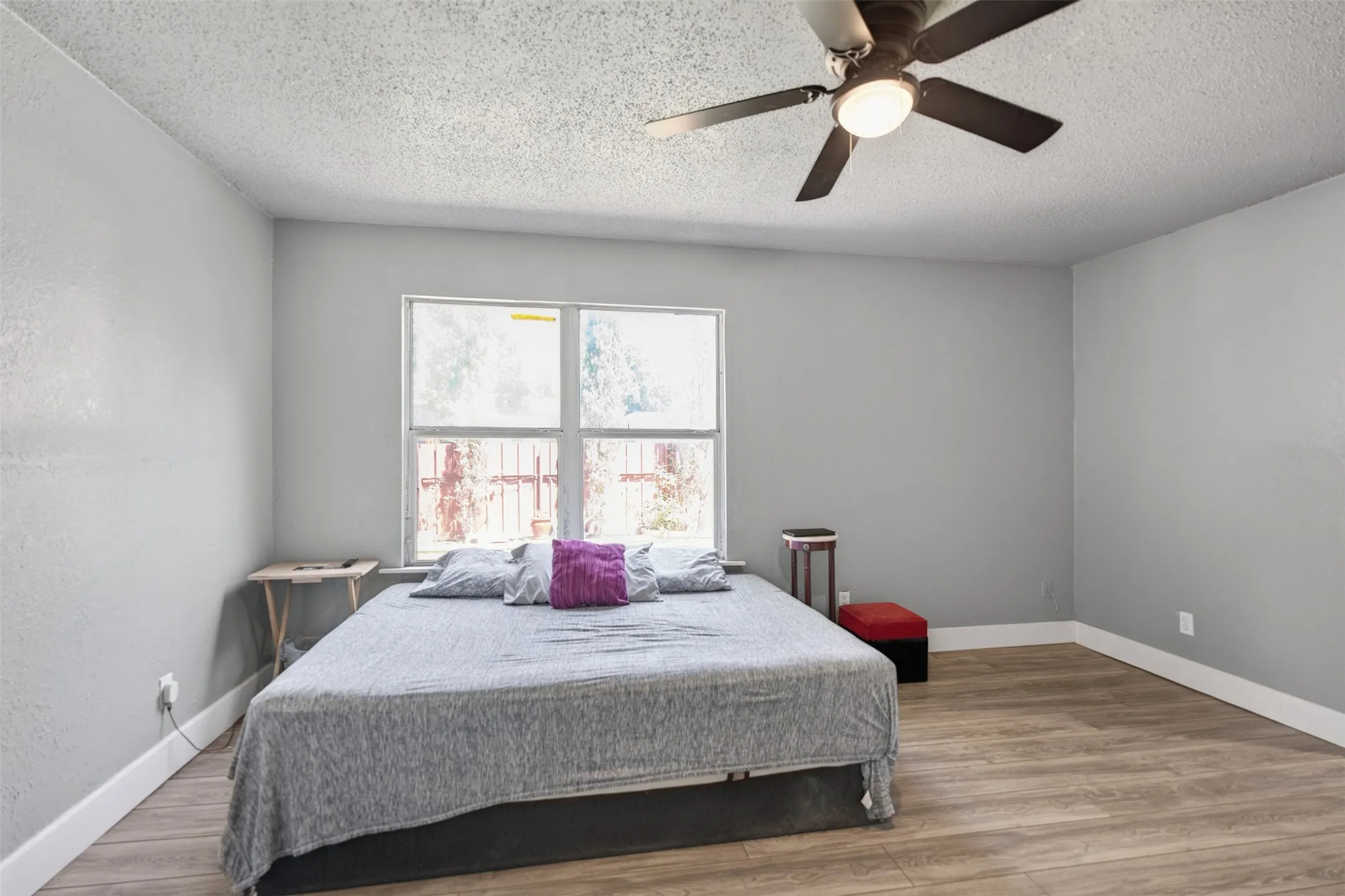 Single Family Residence For Sale in Johnson County , 604 Graham Street, Cleburne, Texas 76033, 4 Bedroom, 2 Bathroom, Garage spaces, 1,804 Sqft, built in 1940, mls#21271751, Real Estate Agent in Cleburne, Homes For Sale in Johnson county, Homes For Sale in Cleburne, Realtor in Cleburne Texas, Real Estate Brokerage Independent Realty Texas, Luminita Cordes Realtor