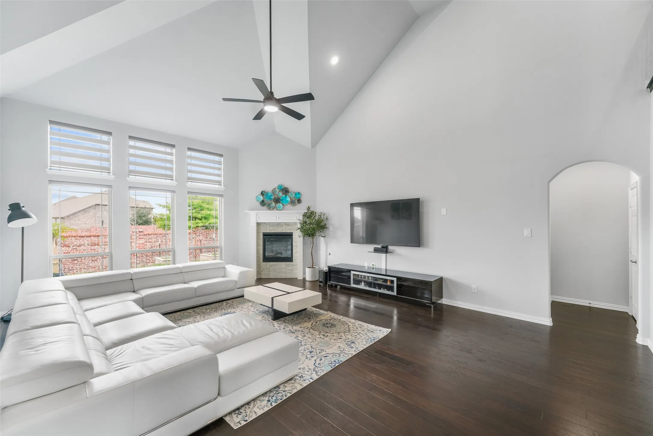 Single Family Residence For Rent in Collin County , 3217 Austin Bayou Trail, Celina, Texas 75078, 5 Bedroom, 4 Bathroom, 2 Garage spaces, 4,331 Sqft, built in 2022, Price $4,990, mls#21002638, Real Estate Agent in Celina, Homes For Rent in Collin county, Homes For Rent in Celina, Realtor in Celina Texas, Real Estate Brokerage Independent Realty Texas, Luminita Cordes Realtor