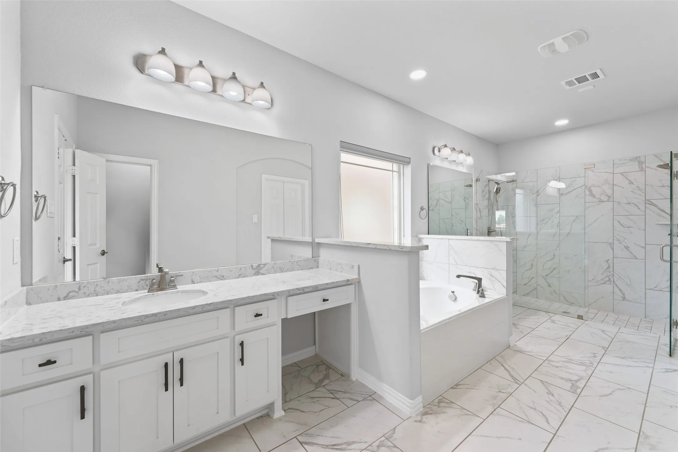 Single Family Residence For Rent in Collin County , 3217 Austin Bayou Trail, Celina, Texas 75078, 5 Bedroom, 4 Bathroom, 2 Garage spaces, 4,331 Sqft, built in 2022, Price $4,990, mls#21002638, Real Estate Agent in Celina, Homes For Rent in Collin county, Homes For Rent in Celina, Realtor in Celina Texas, Real Estate Brokerage Independent Realty Texas, Luminita Cordes Realtor