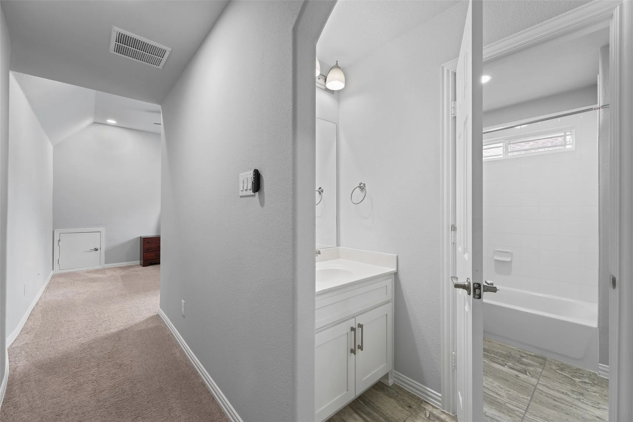 Single Family Residence For Rent in Collin County , 3217 Austin Bayou Trail, Celina, Texas 75078, 5 Bedroom, 4 Bathroom, 2 Garage spaces, 4,331 Sqft, built in 2022, Price $4,990, mls#21002638, Real Estate Agent in Celina, Homes For Rent in Collin county, Homes For Rent in Celina, Realtor in Celina Texas, Real Estate Brokerage Independent Realty Texas, Luminita Cordes Realtor